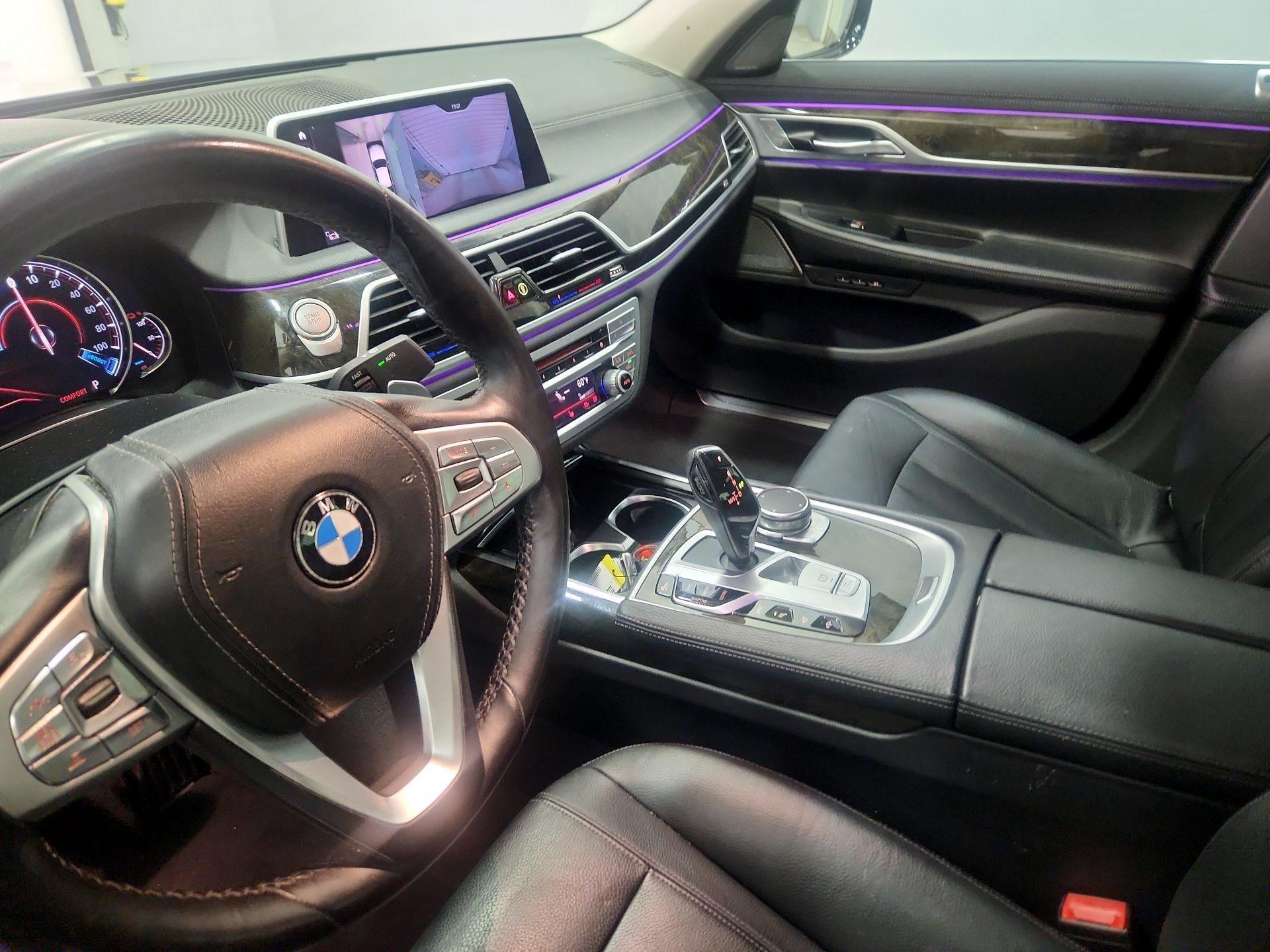 Thumbnail: 2019 BMW 7 Series - 11