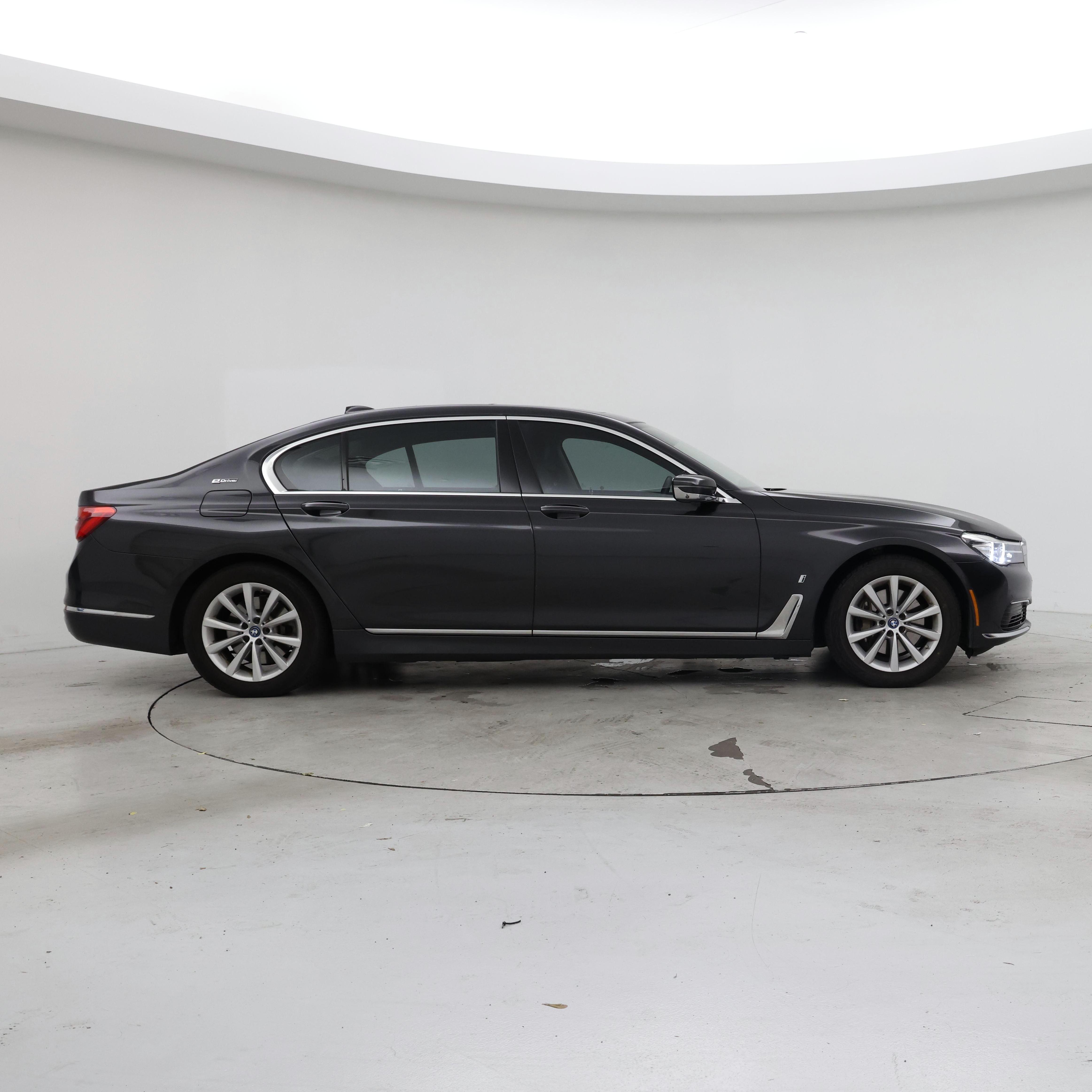 Thumbnail: 2019 BMW 7 Series - 7