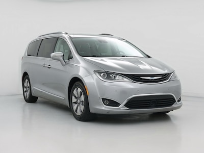 Silver 2018 Chrysler Pacifica Hybrid Limited