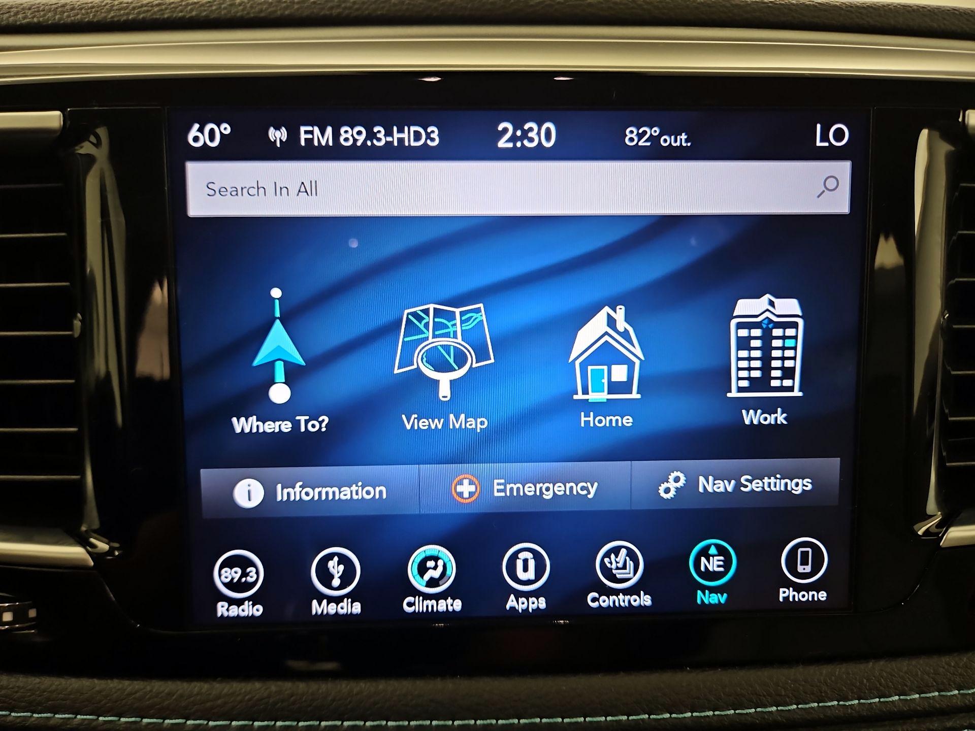 Thumbnail: 2018 Chrysler Pacifica - 14