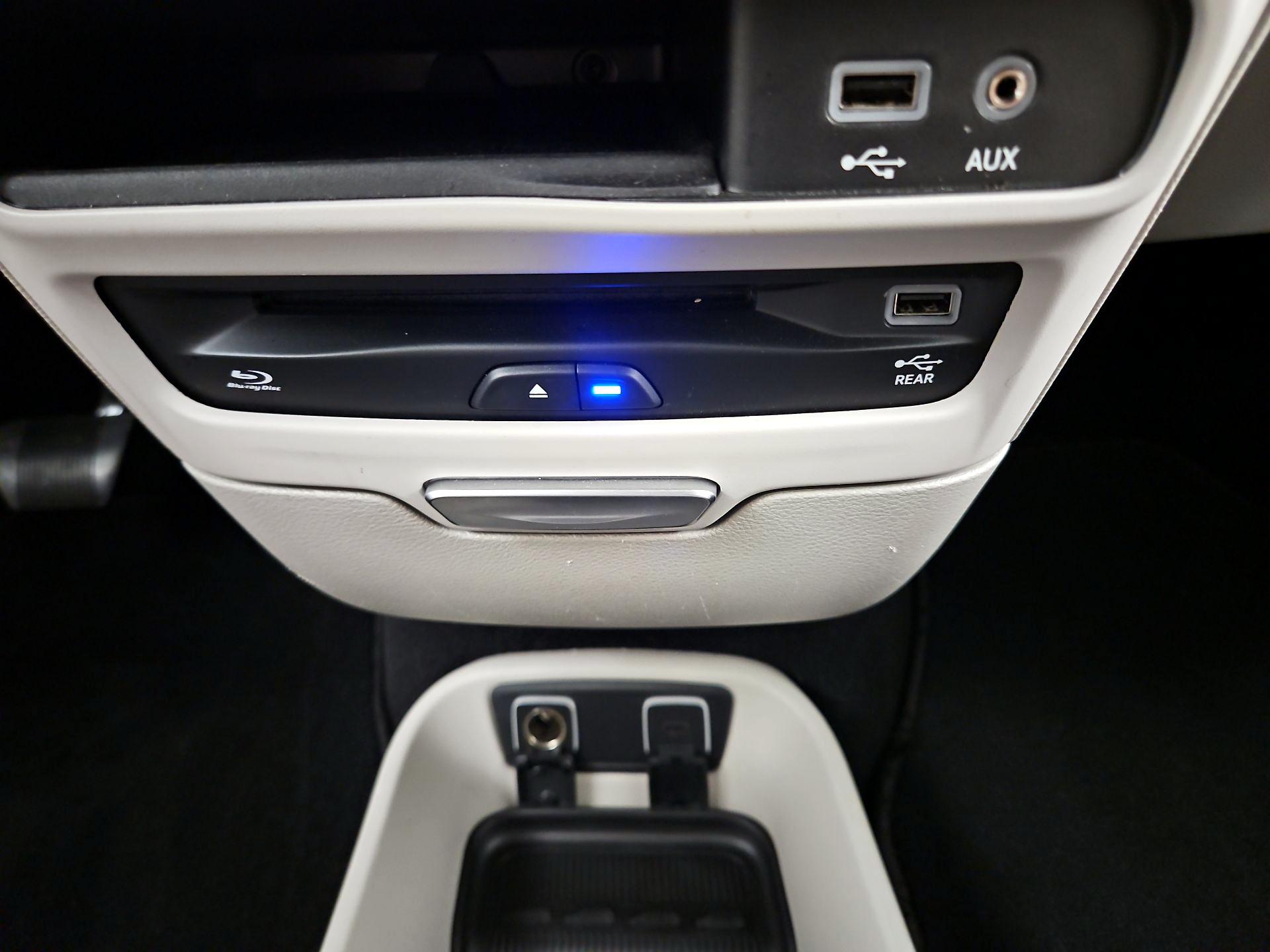 Thumbnail: 2018 Chrysler Pacifica - 19