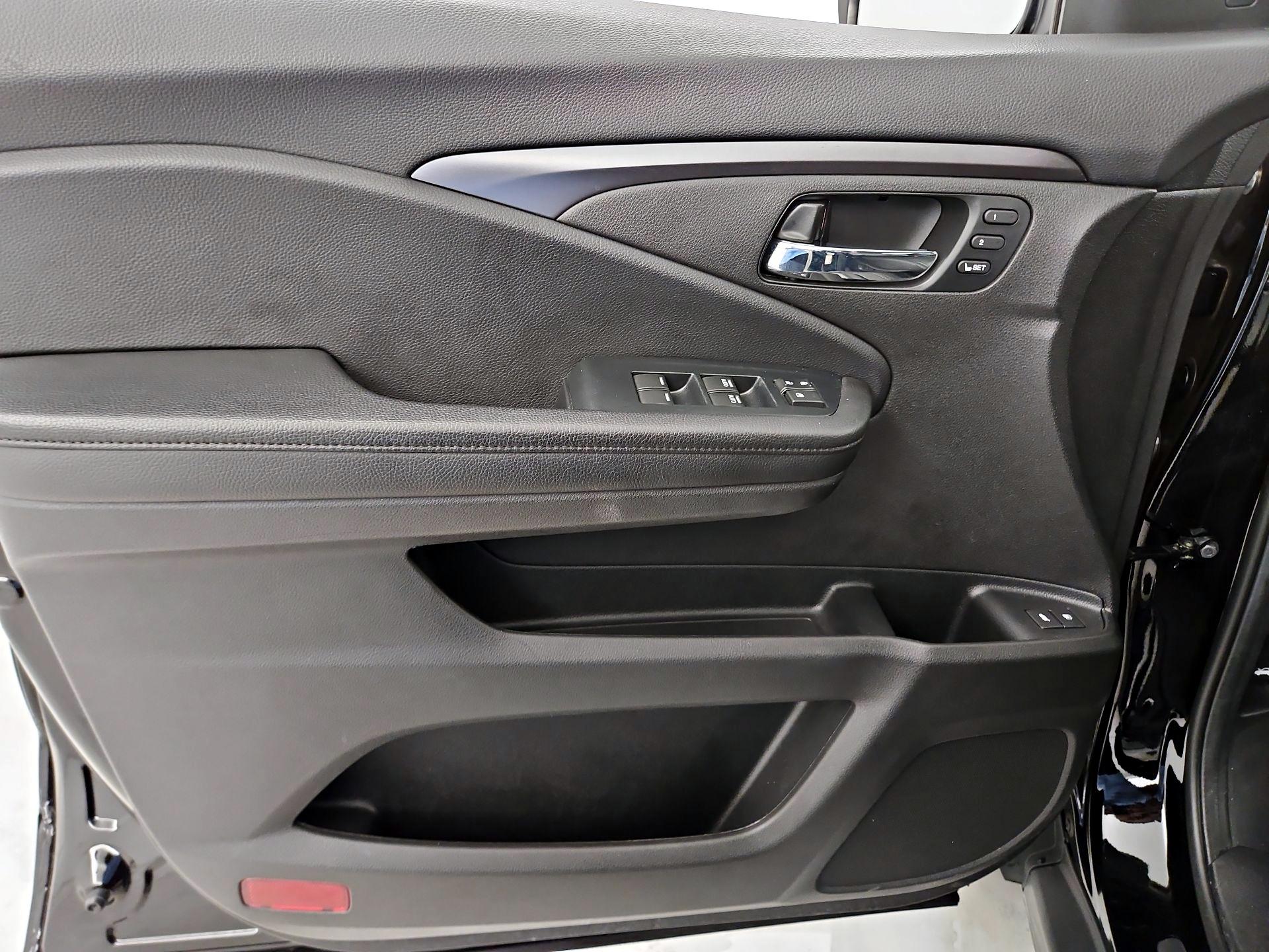 Thumbnail: 2022 Honda Pilot - 12
