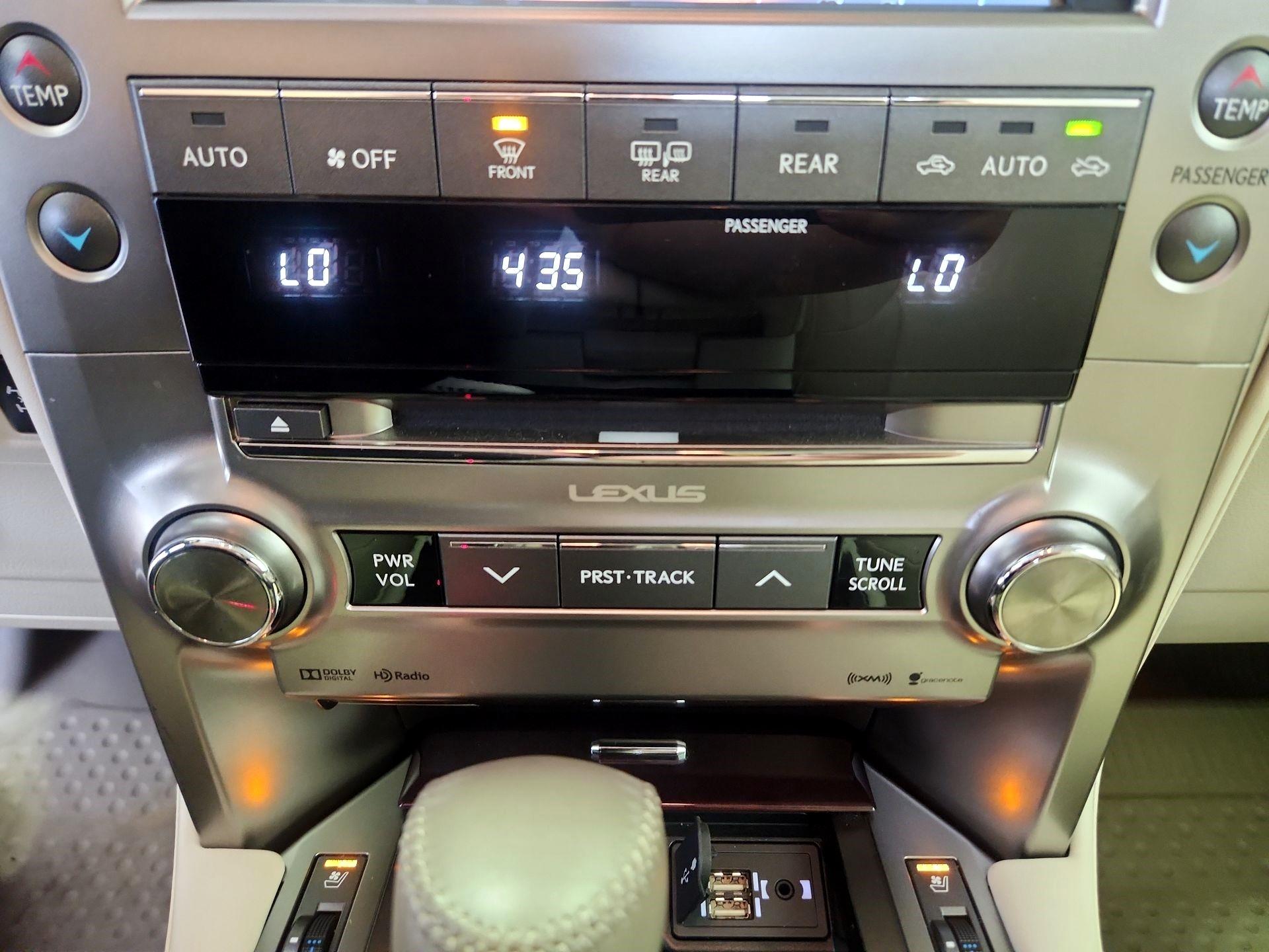 Thumbnail: 2019 Lexus GX - 17