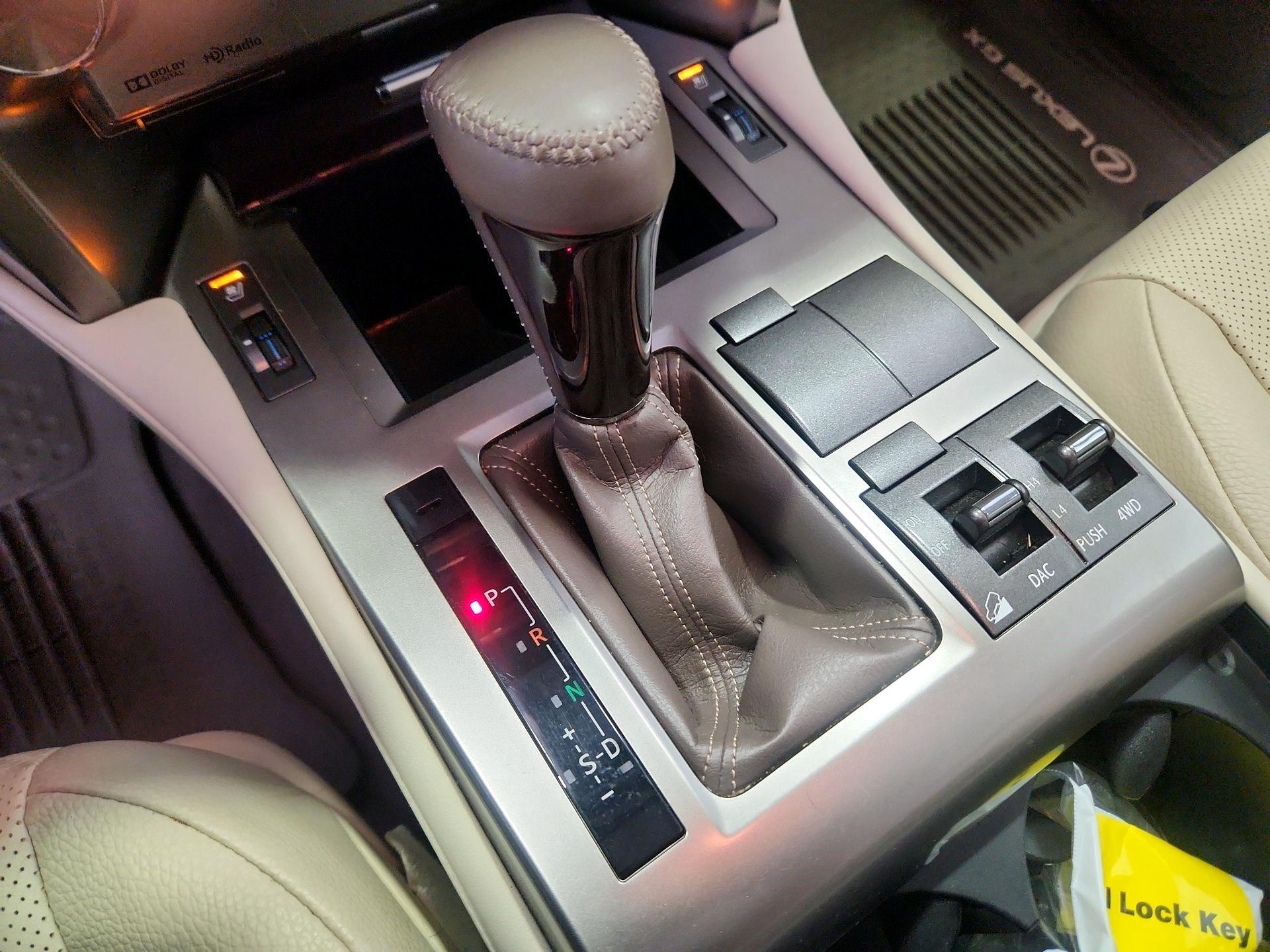 Thumbnail: 2019 Lexus GX - 18