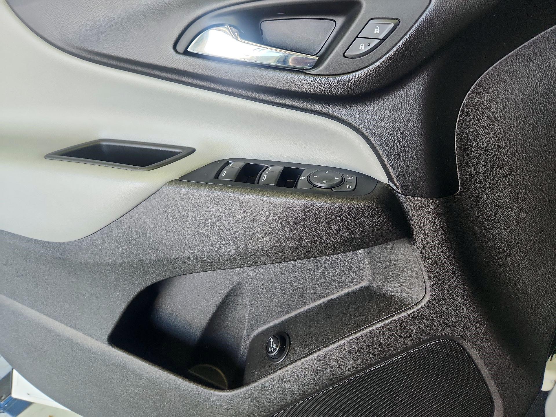 Thumbnail: 2019 Chevrolet Equinox - 12