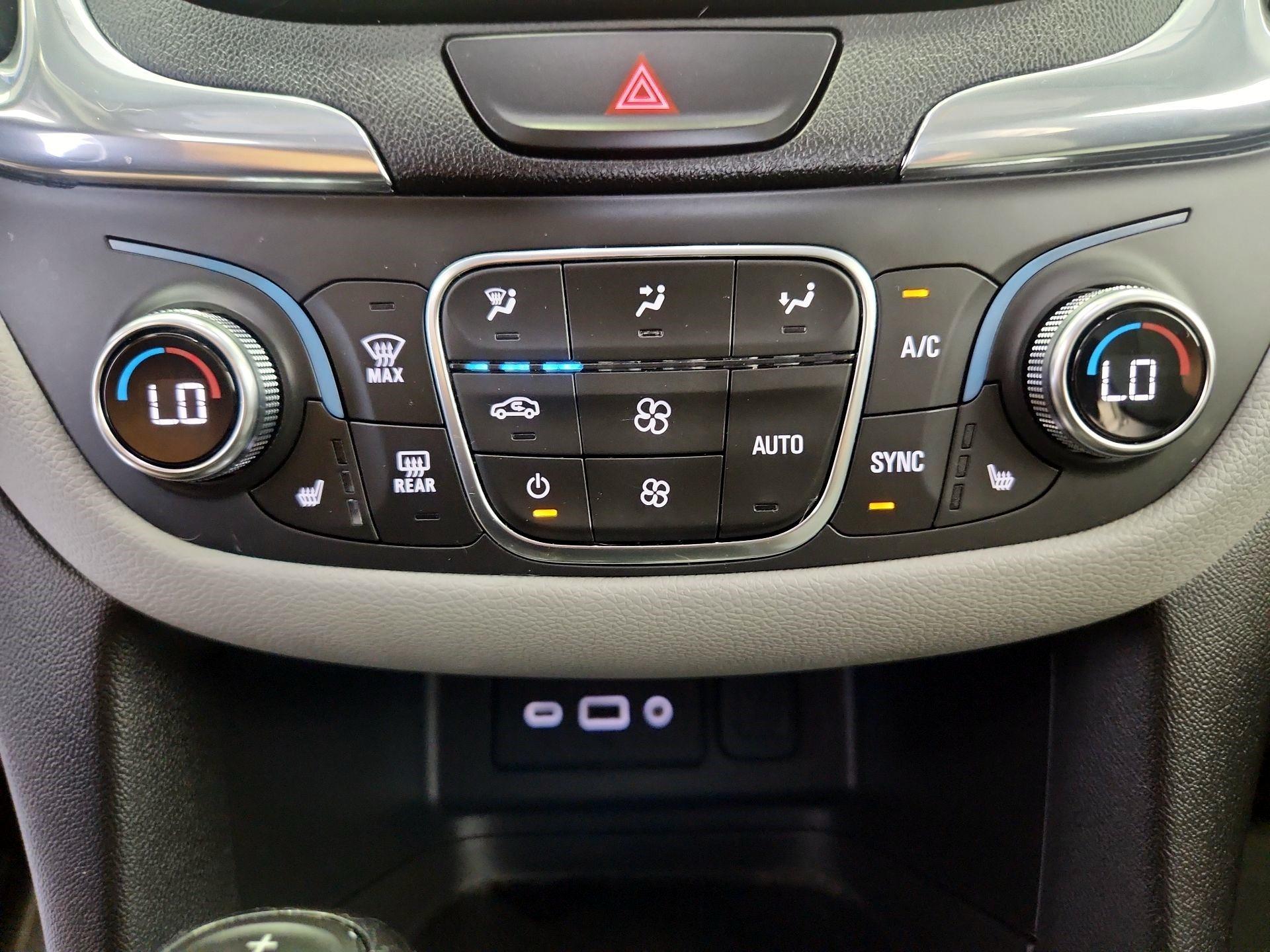 Thumbnail: 2019 Chevrolet Equinox - 16