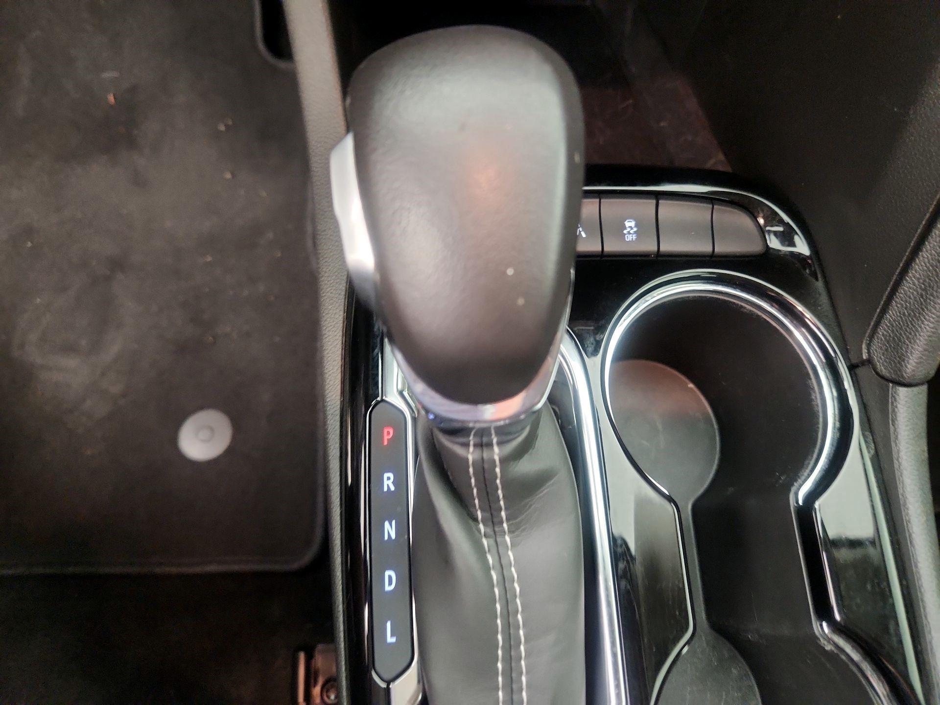 Thumbnail: 2022 Buick Encore GX - 17