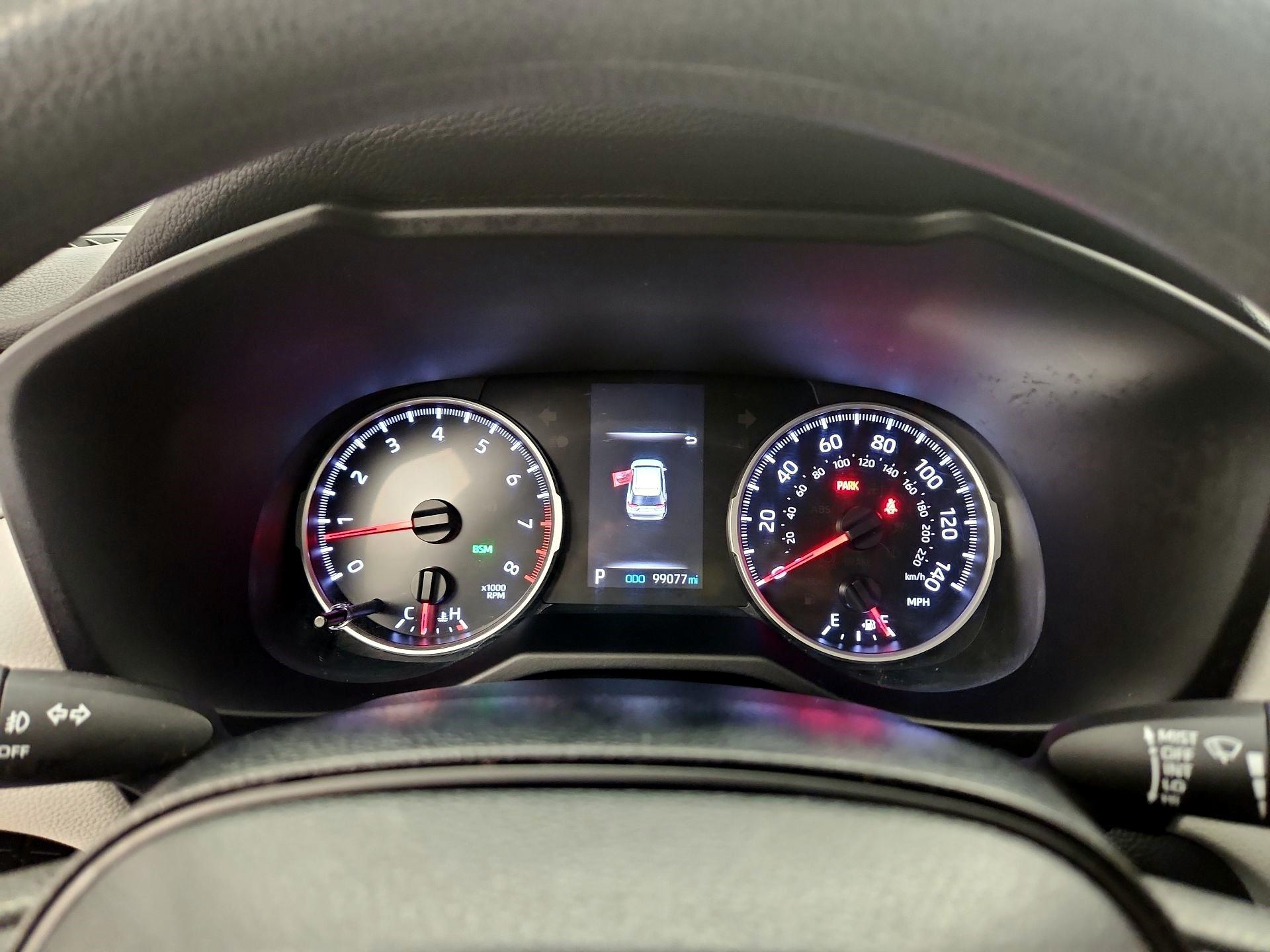 Thumbnail: 2019 Toyota RAV4 - 10