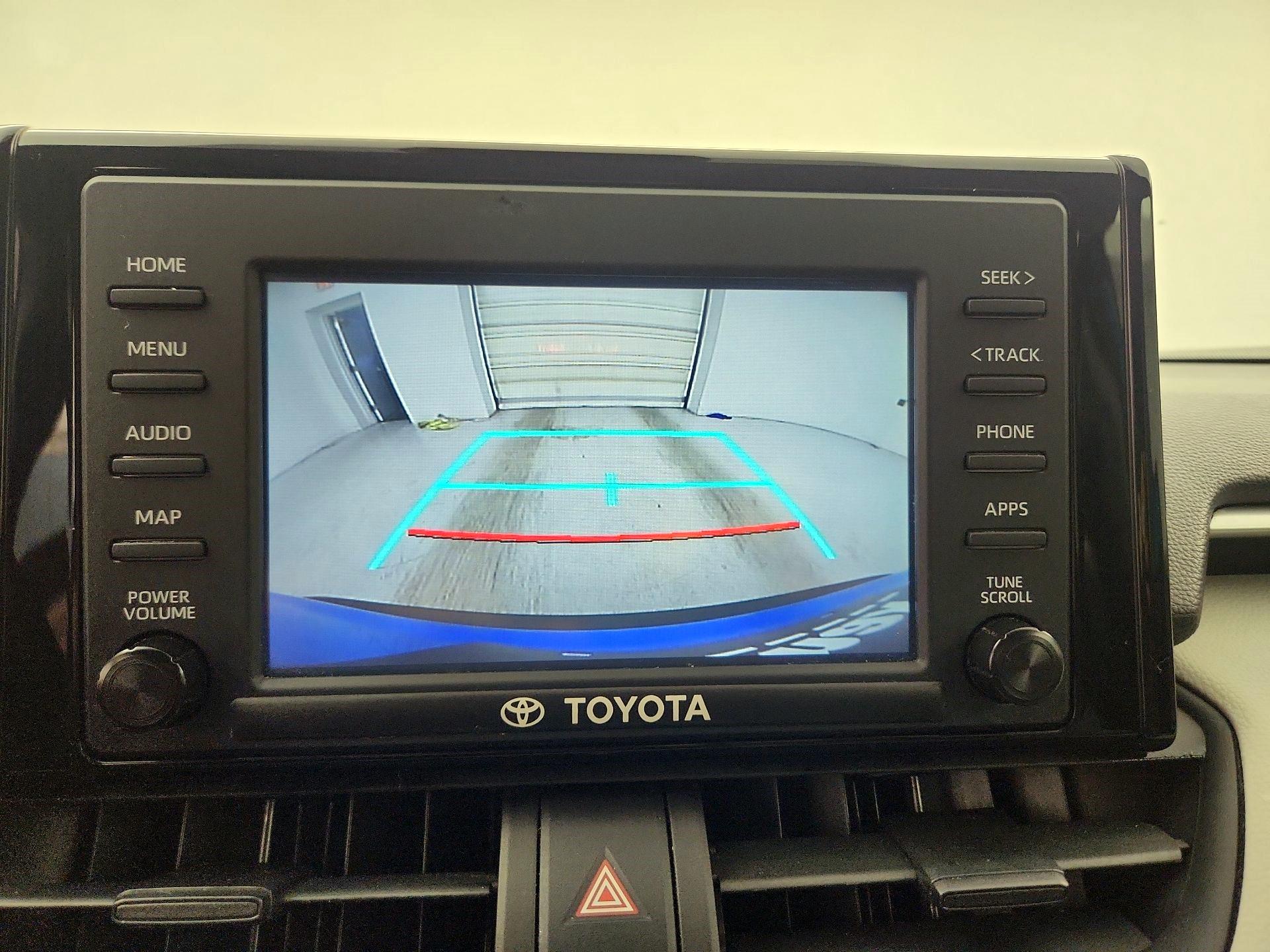 Thumbnail: 2019 Toyota RAV4 - 14