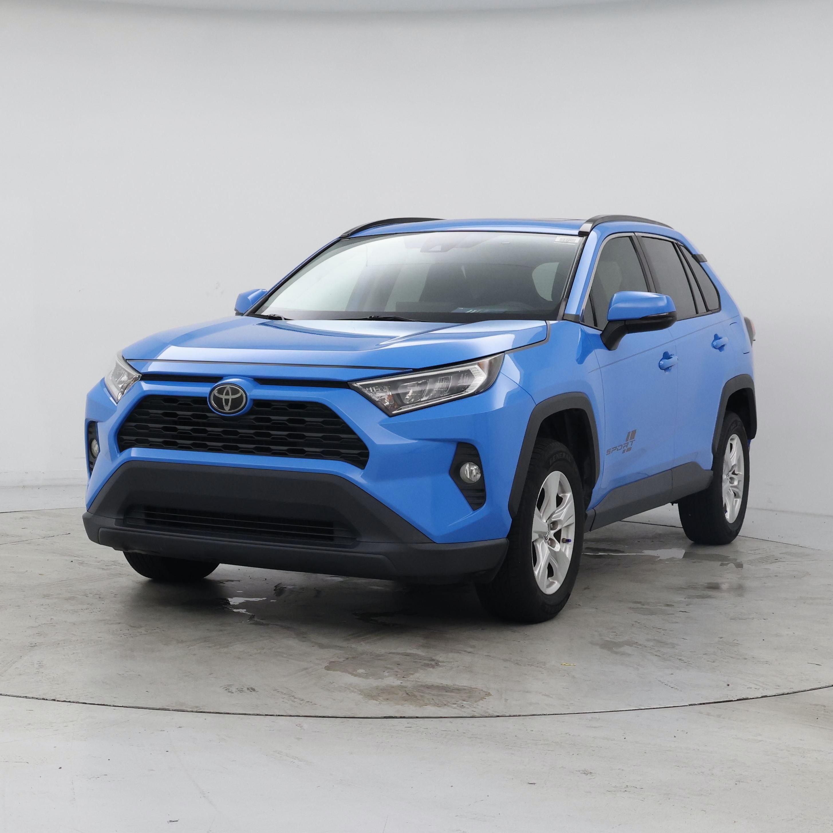Thumbnail: 2019 Toyota RAV4 - 4