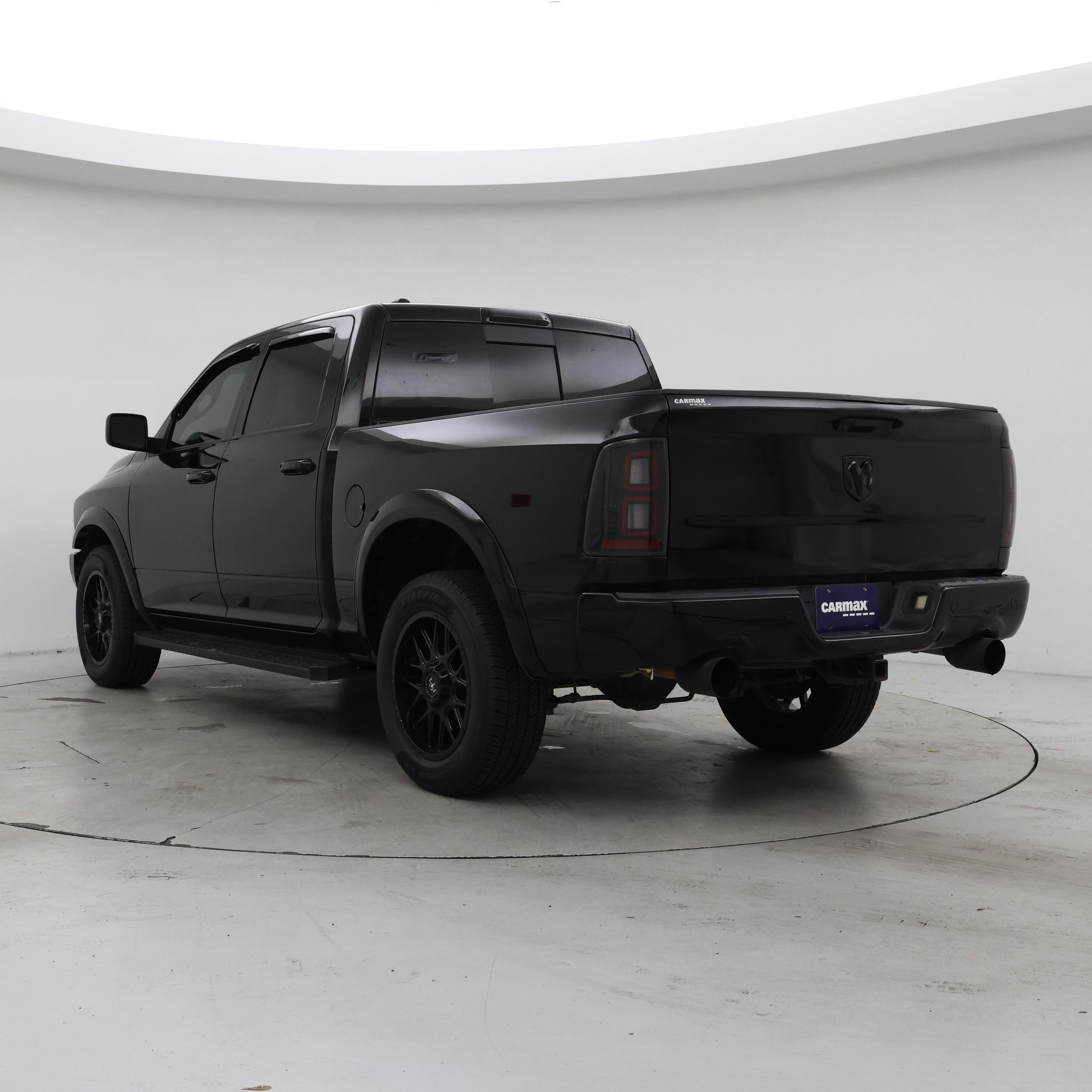 Thumbnail: 2019 RAM 1500 Classic - 2