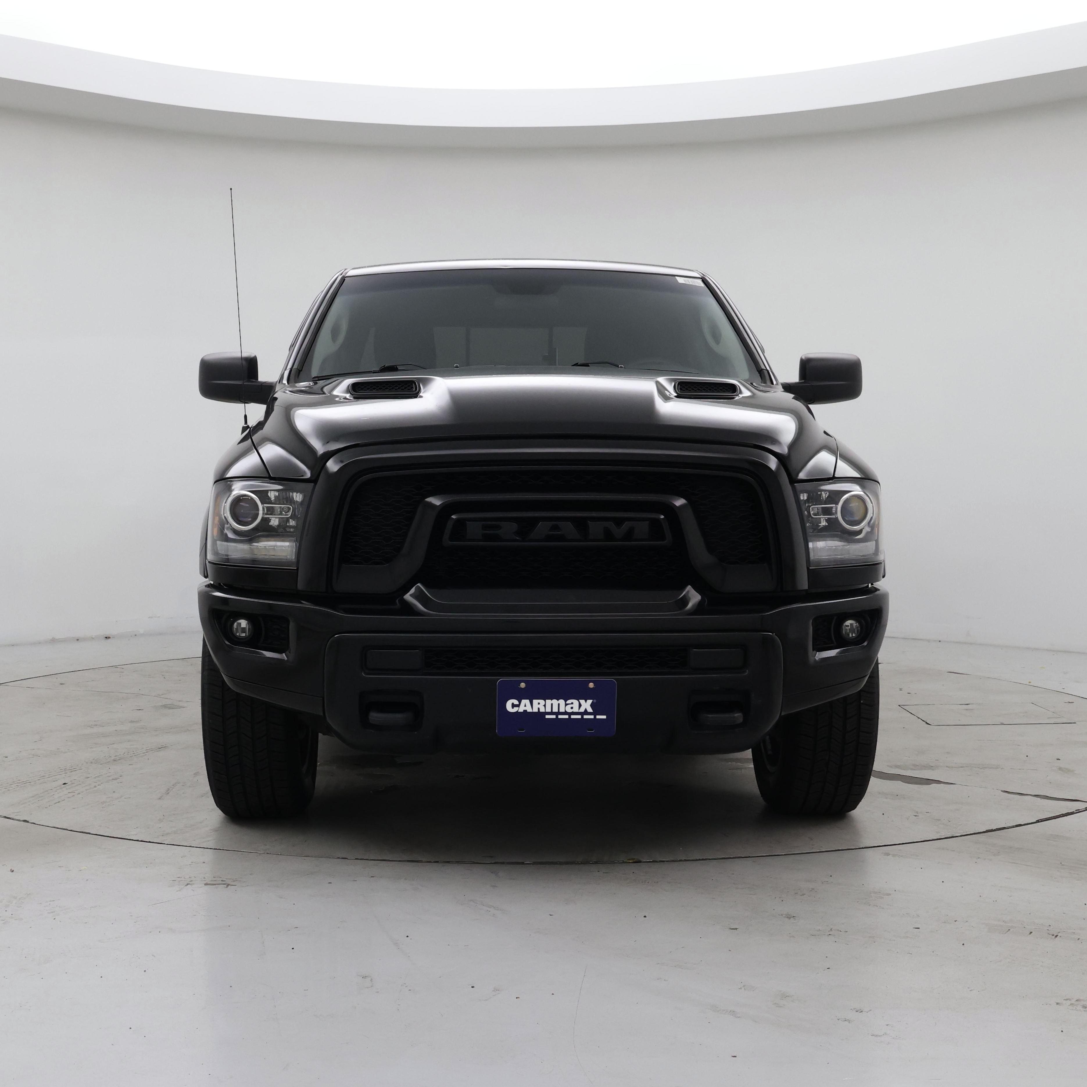 Thumbnail: 2019 RAM 1500 Classic - 5