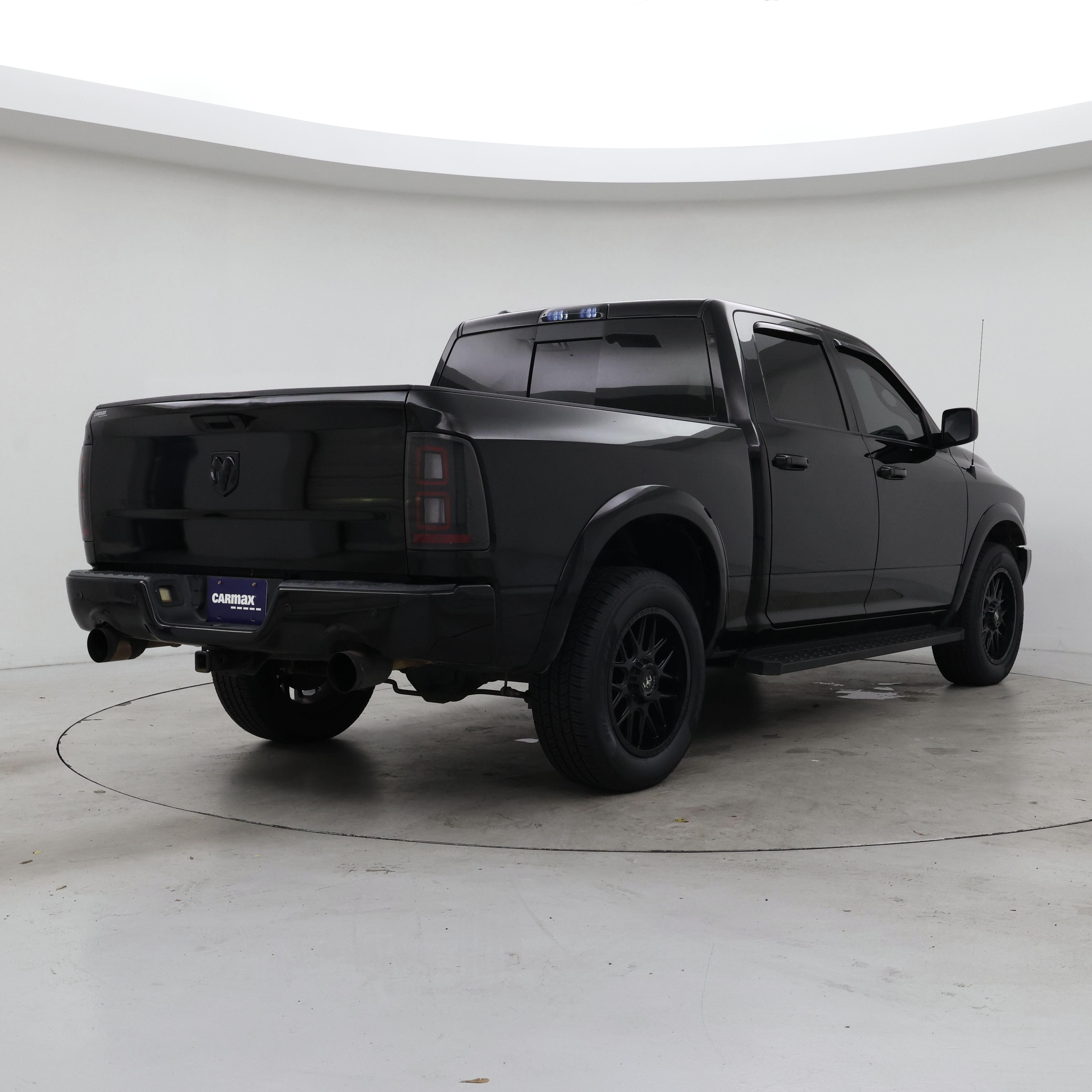 Thumbnail: 2019 RAM 1500 Classic - 8