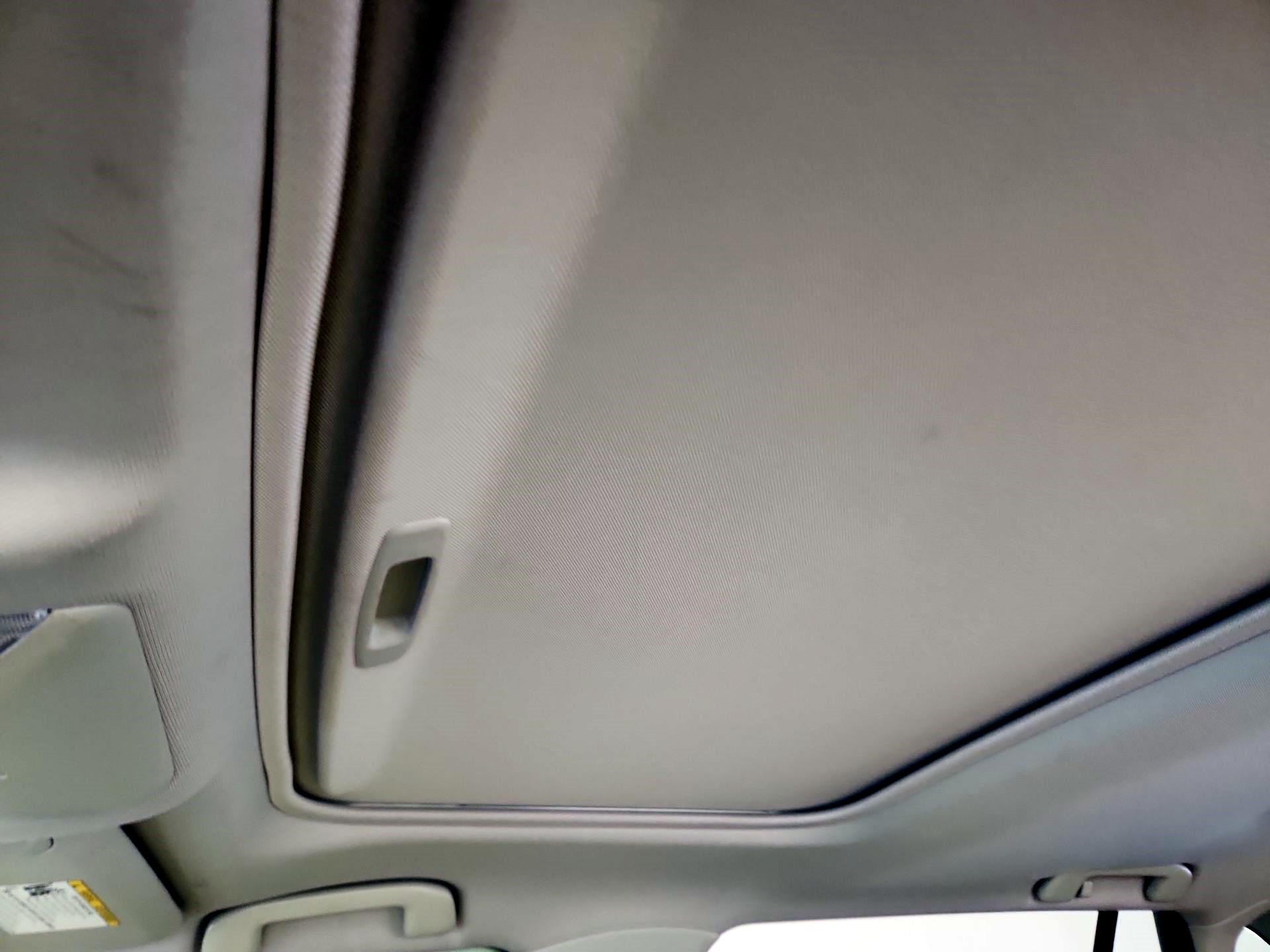 Thumbnail: 2019 Toyota RAV4 - 20