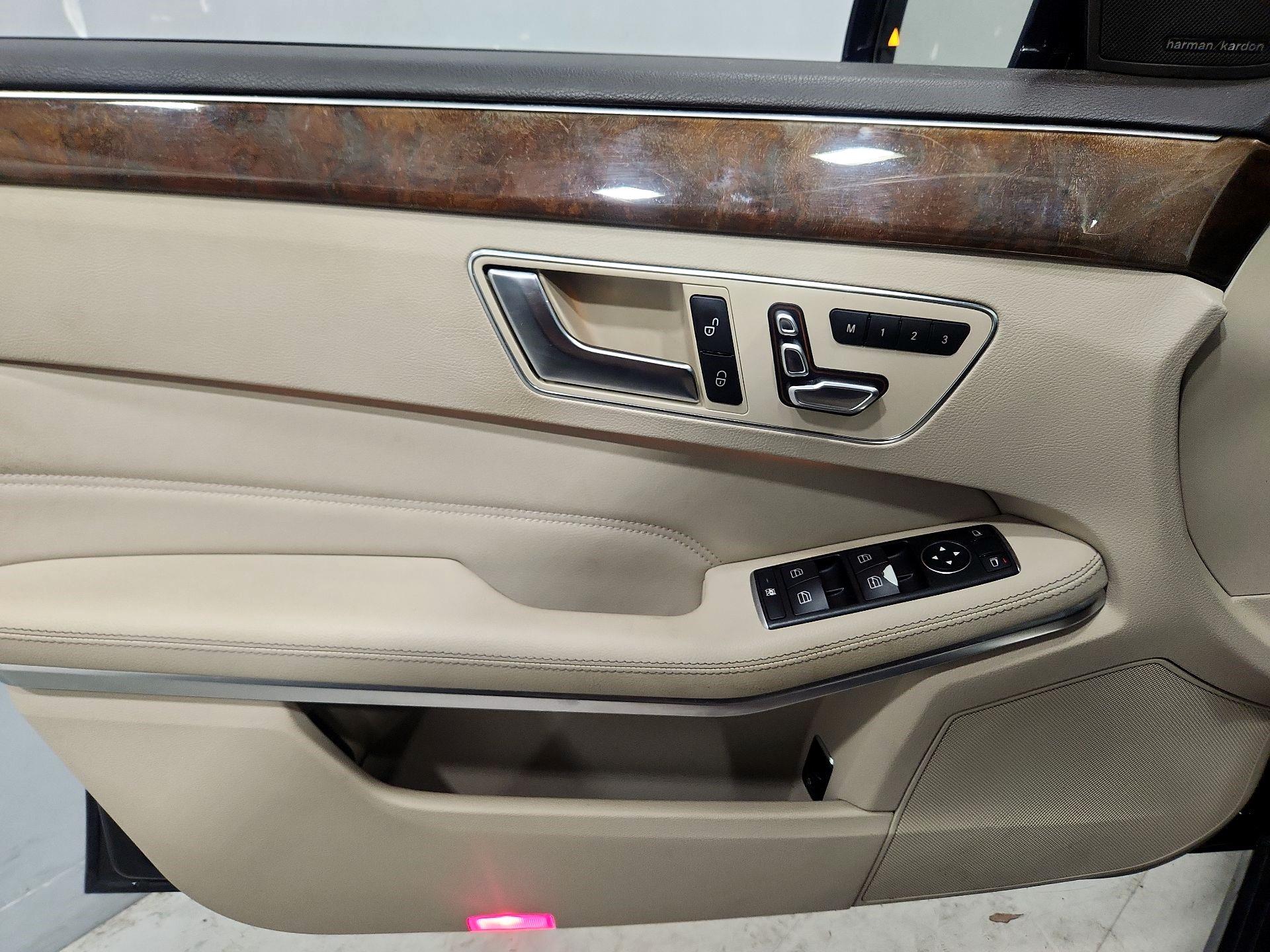 Thumbnail: 2014 Mercedes-Benz E-Class - 12