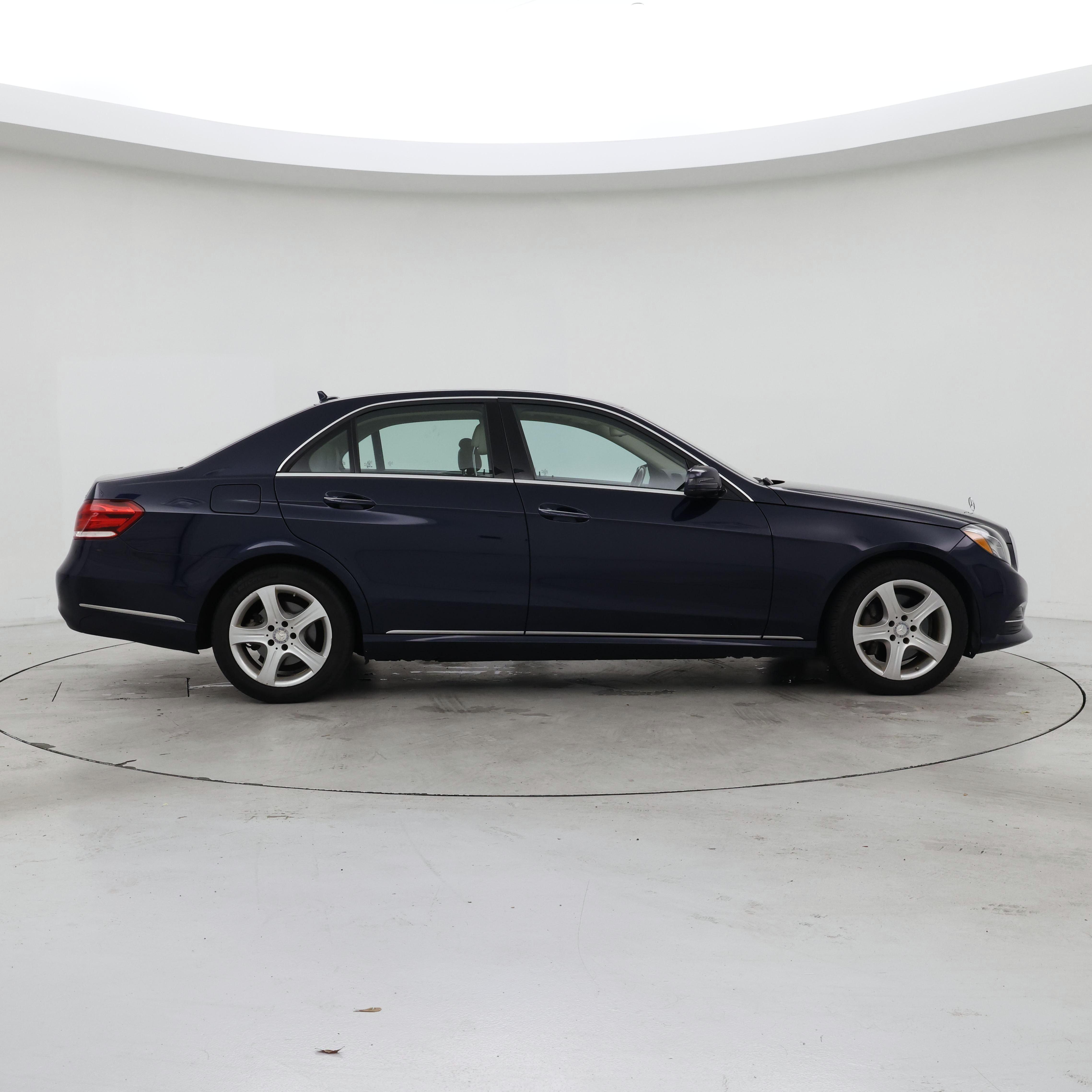 Thumbnail: 2014 Mercedes-Benz E-Class - 7