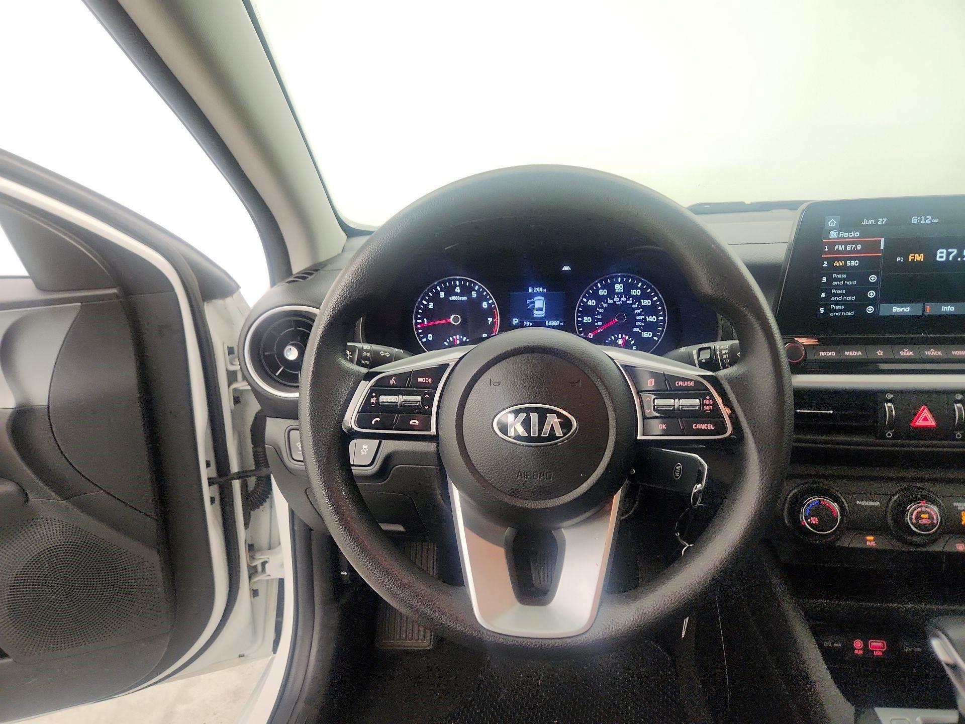 Thumbnail: 2021 Kia Forte - 10