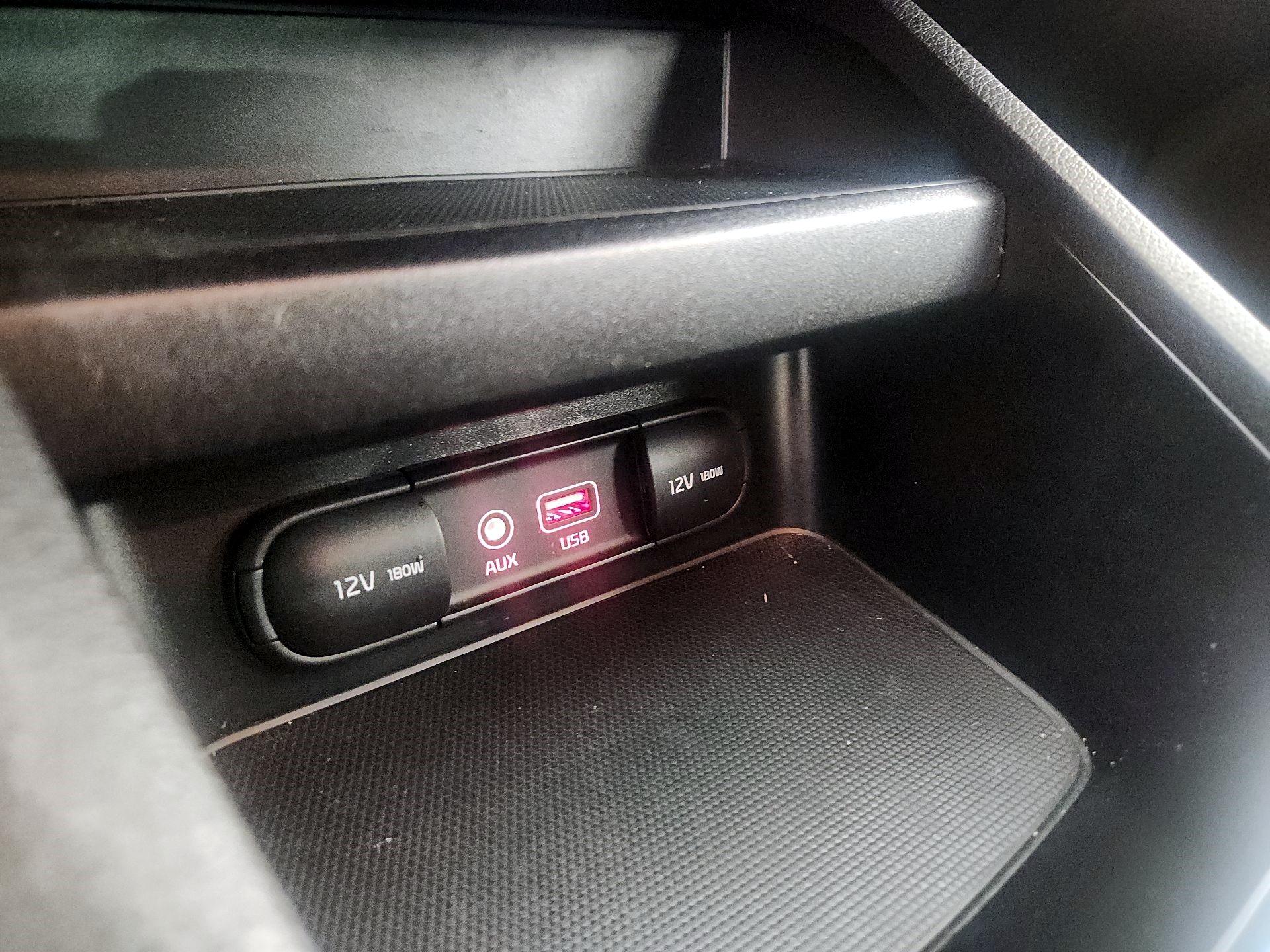 Thumbnail: 2021 Kia Forte - 18