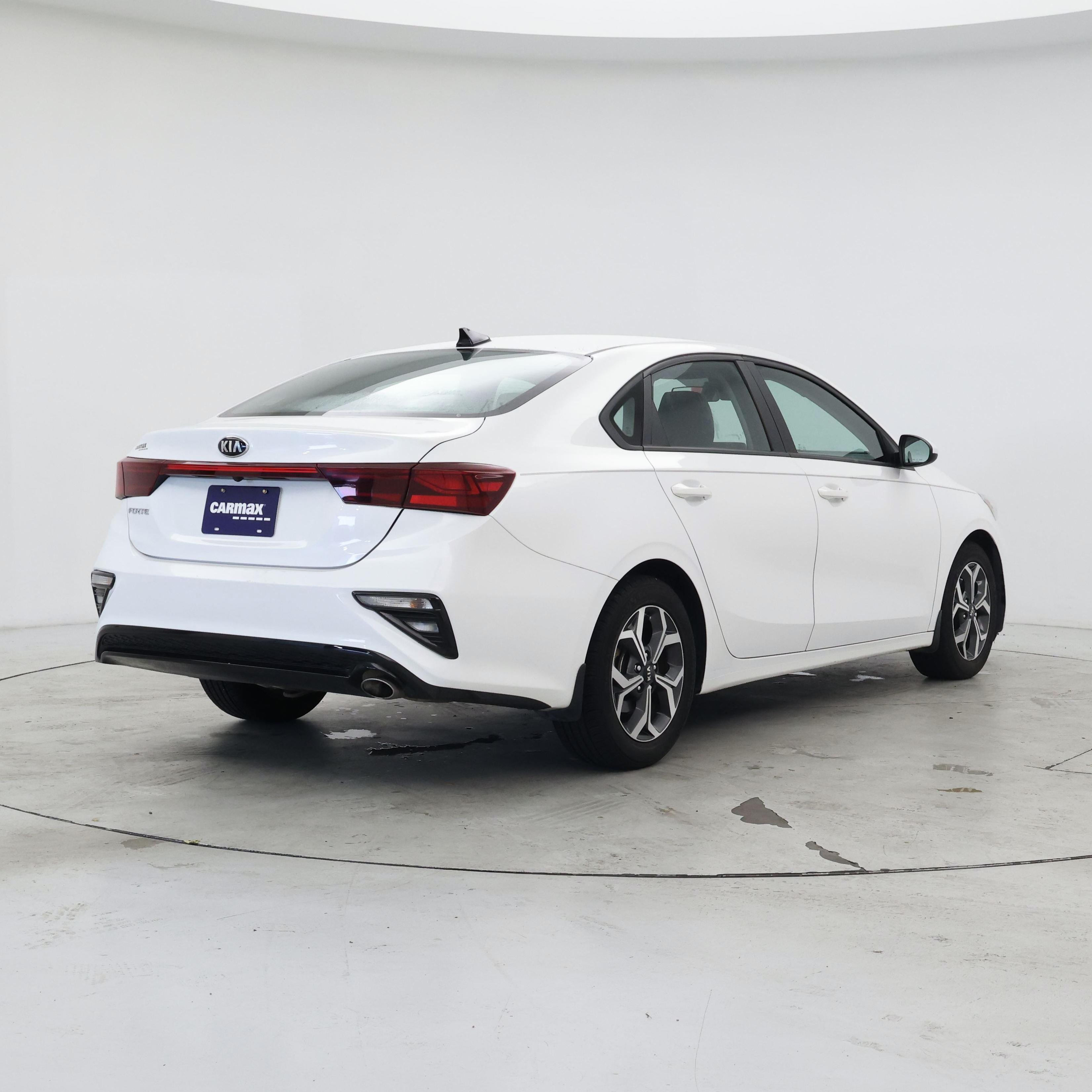 Thumbnail: 2021 Kia Forte - 8