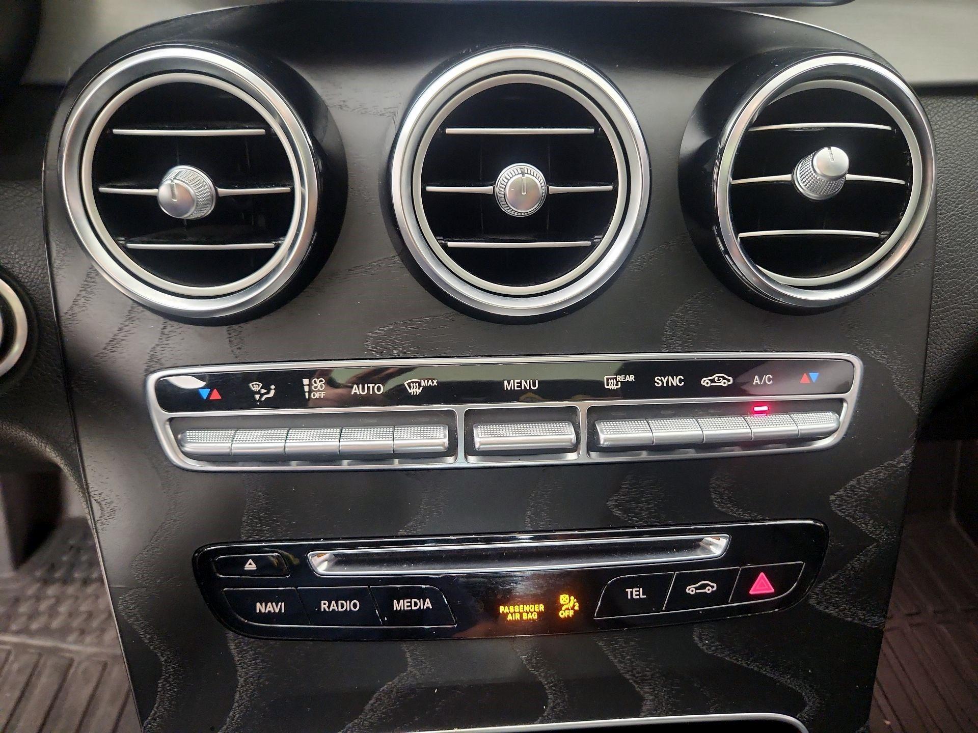 Thumbnail: 2019 Mercedes-Benz GLC - 15