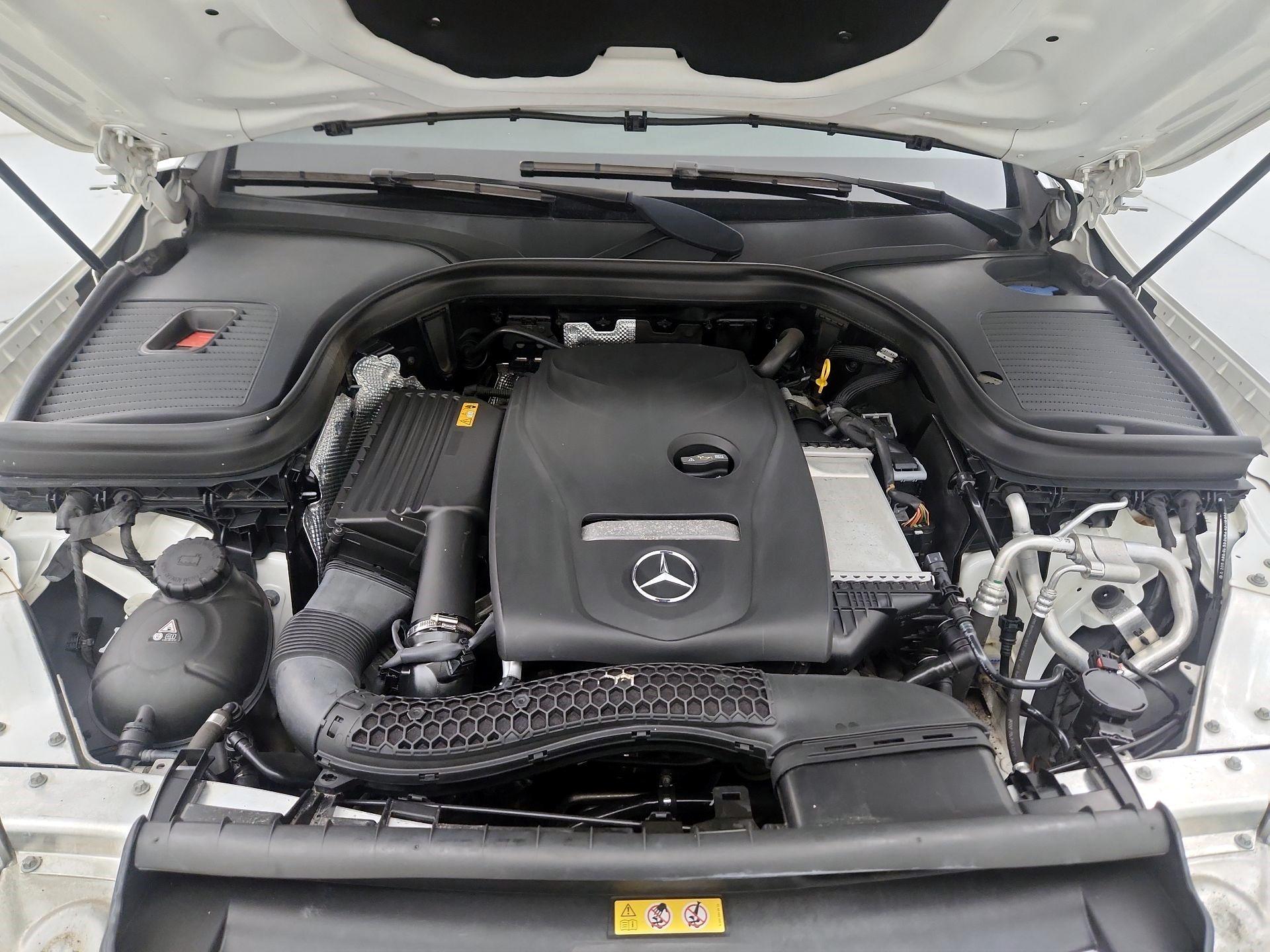 Thumbnail: 2019 Mercedes-Benz GLC - 20