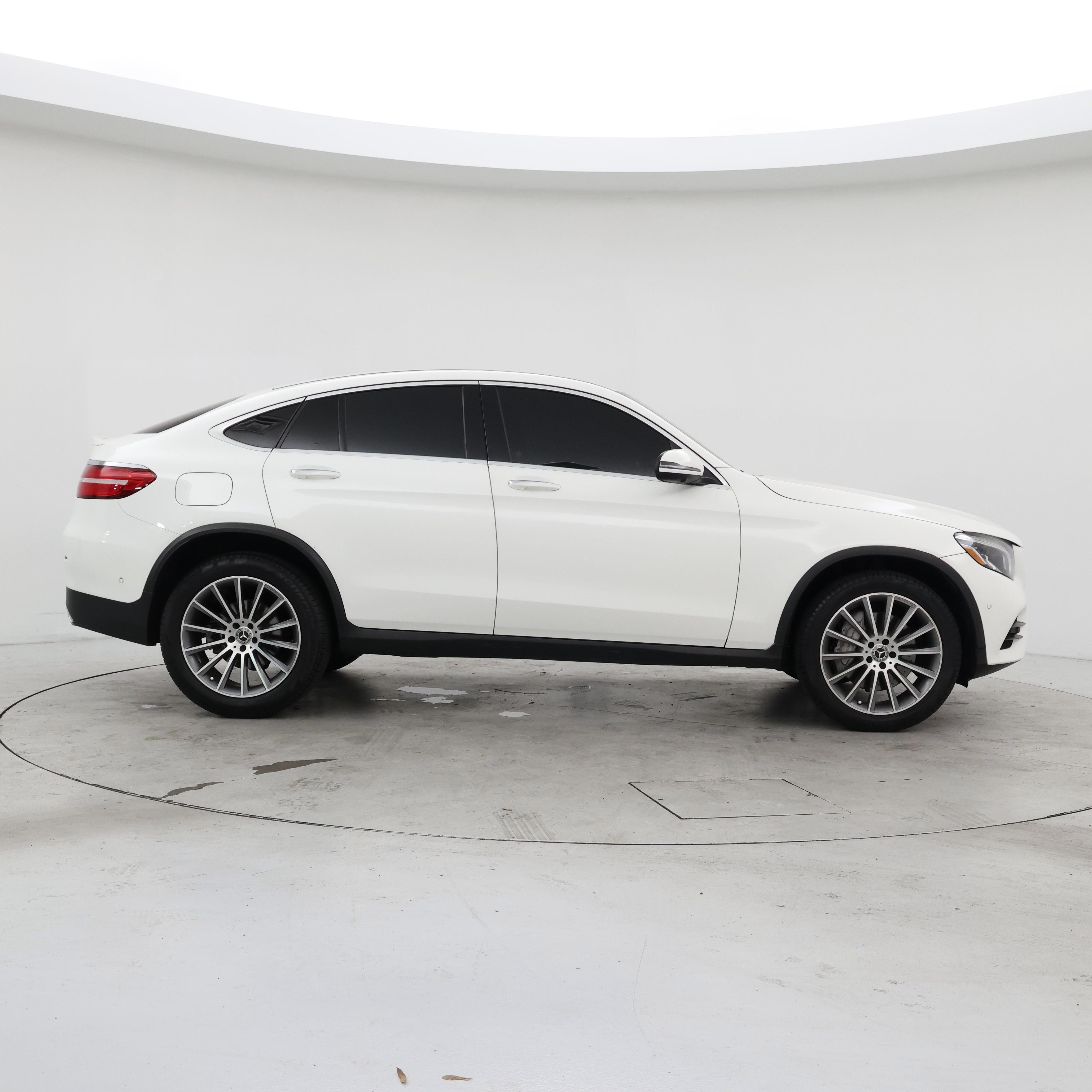 Thumbnail: 2019 Mercedes-Benz GLC - 7