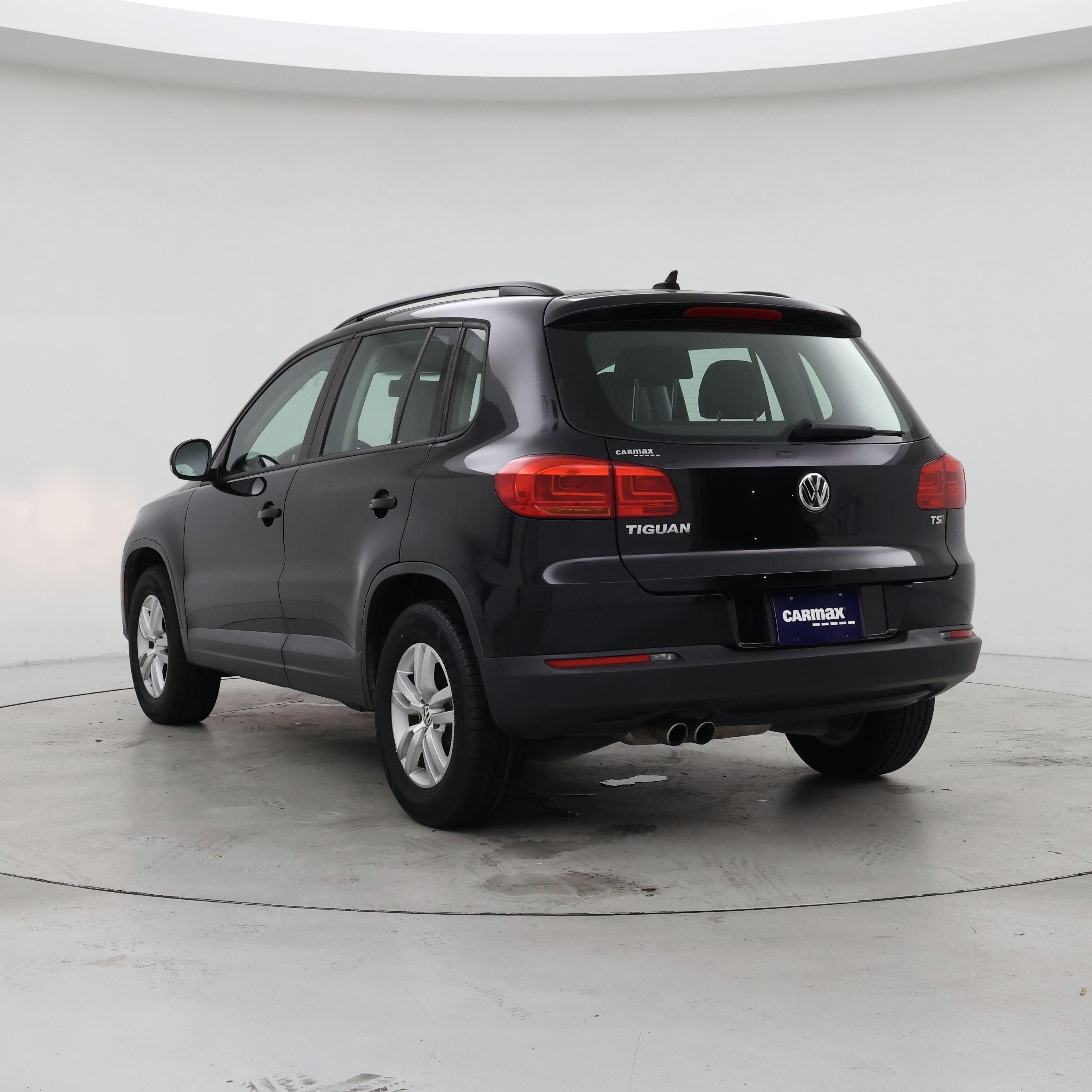 Thumbnail: 2017 Volkswagen Tiguan - 2