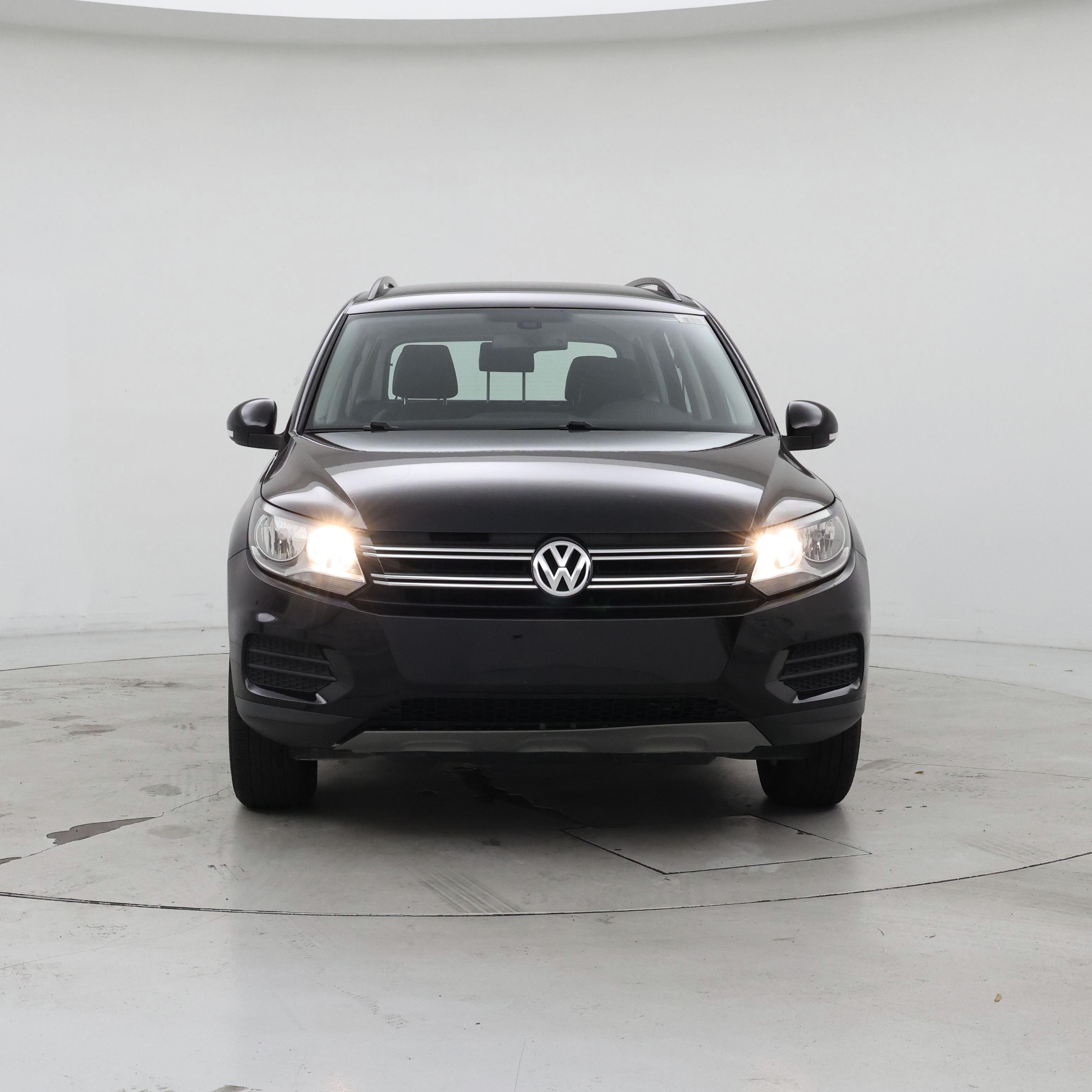 Thumbnail: 2017 Volkswagen Tiguan - 5