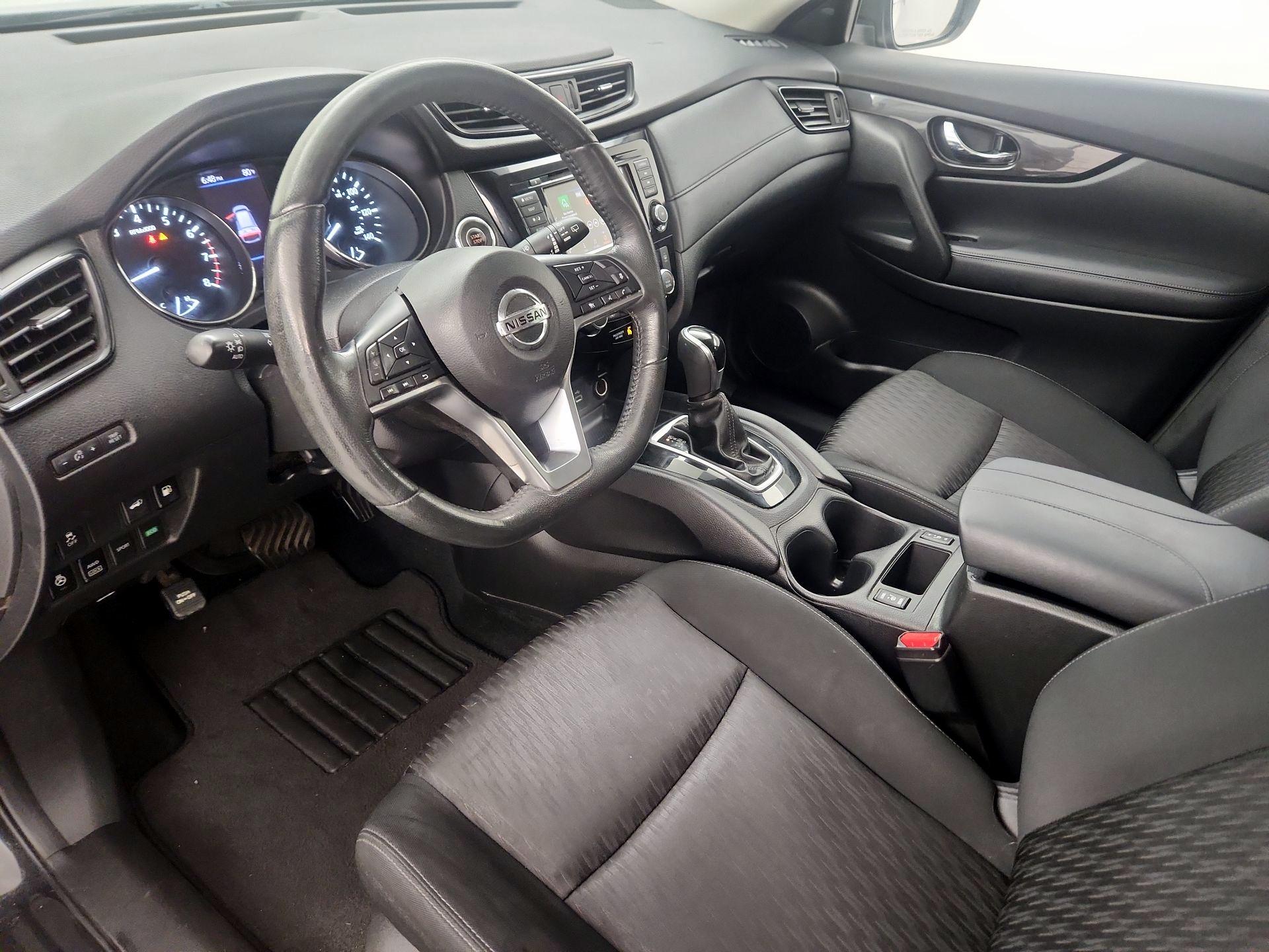 Thumbnail: 2018 Nissan Rogue - 9