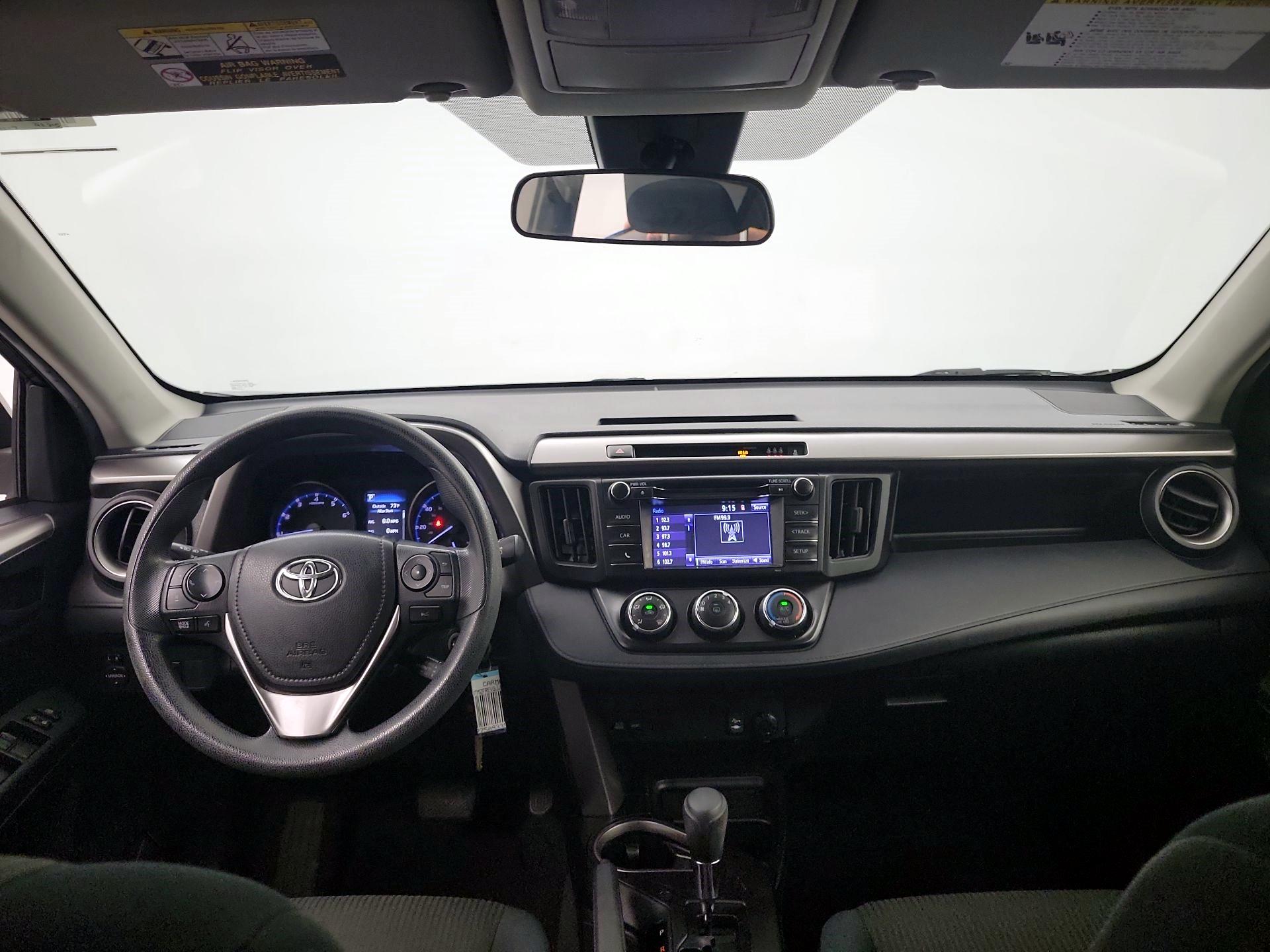 Thumbnail: 2018 Toyota RAV4 - 8