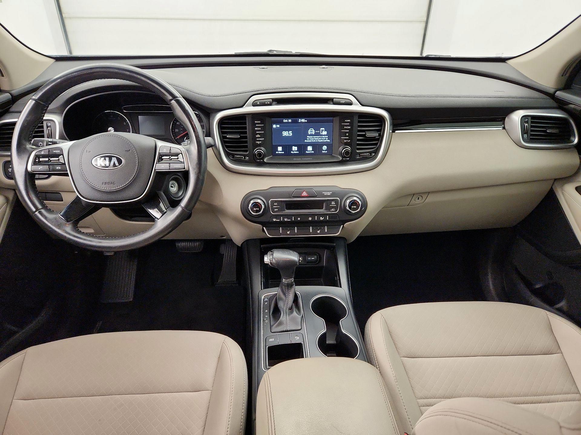 Thumbnail: 2019 Kia Sorento - 9