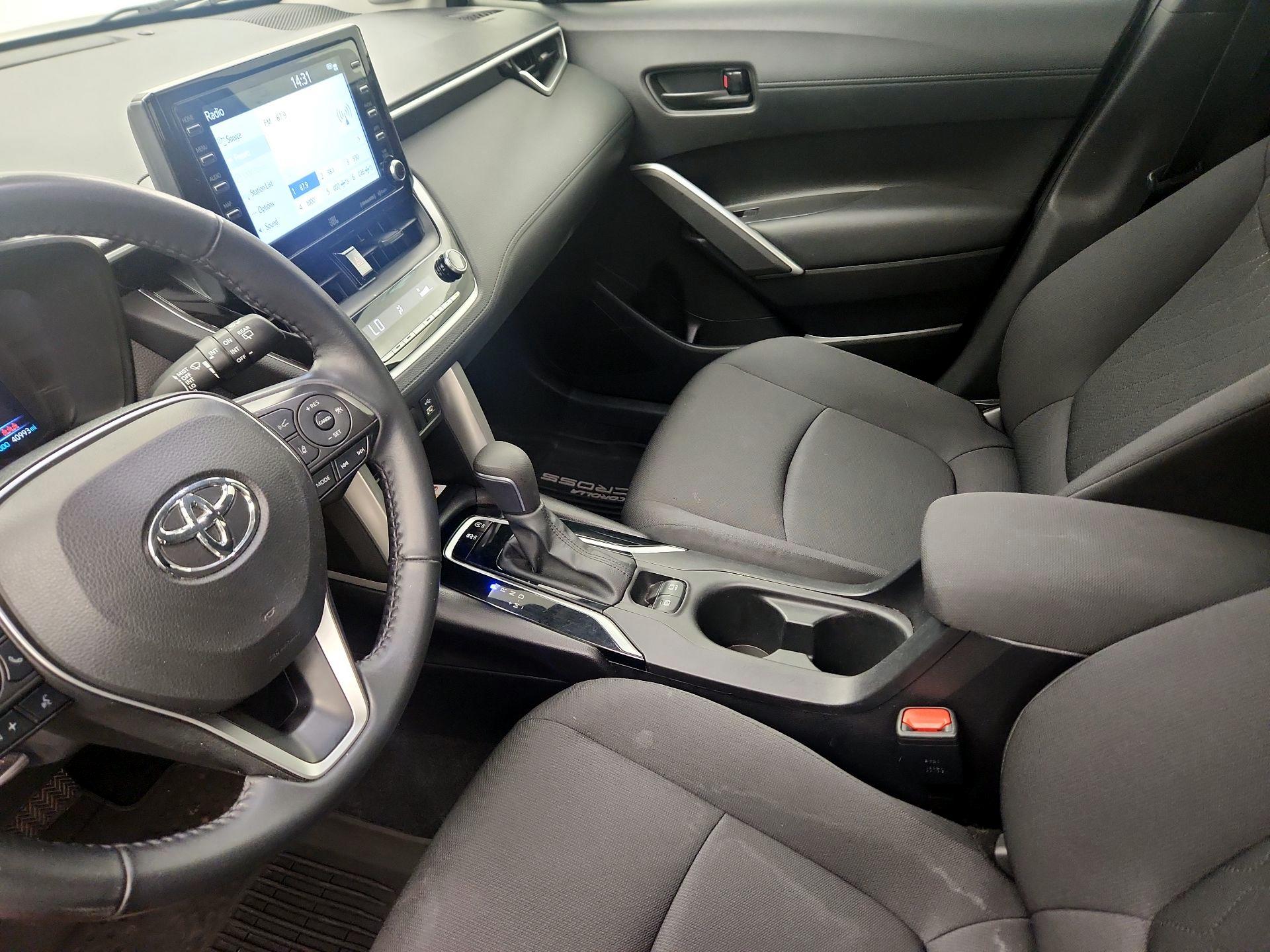 Thumbnail: 2022 Toyota Corolla Cross - 11