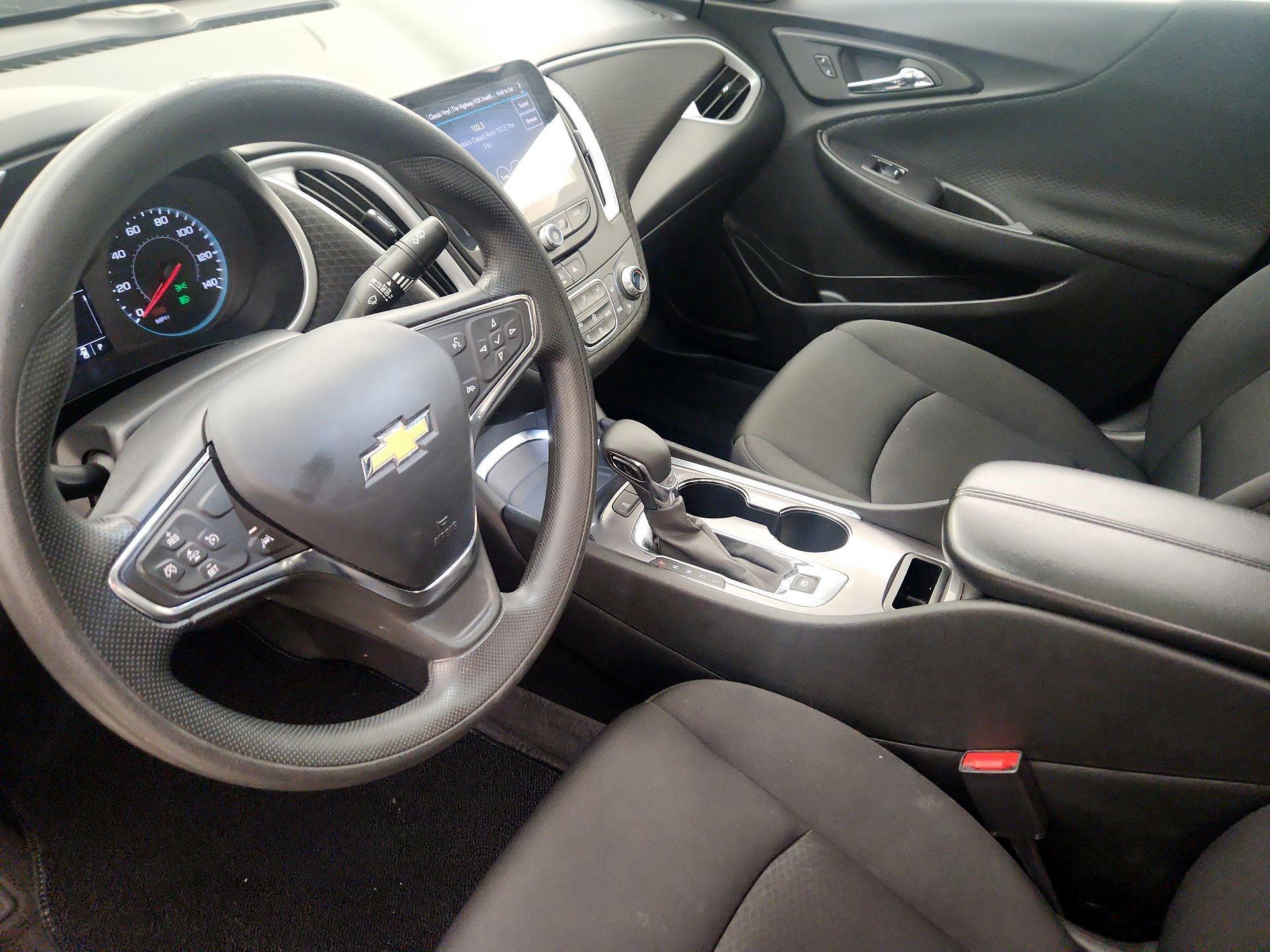 Thumbnail: 2024 Chevrolet Malibu - 11