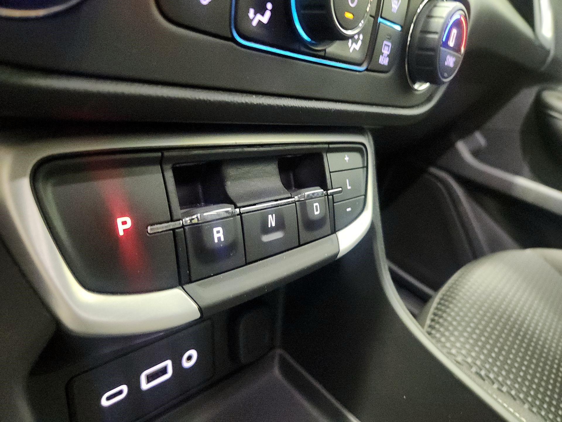 Thumbnail: 2022 GMC Terrain - 17