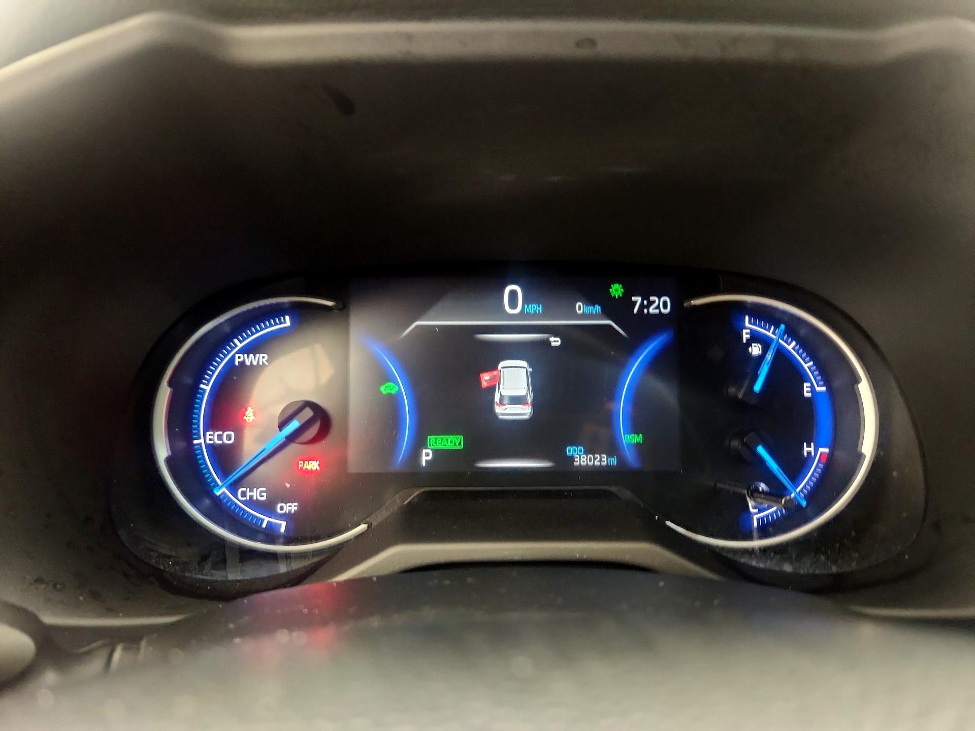 Thumbnail: 2021 Toyota RAV4 - 10