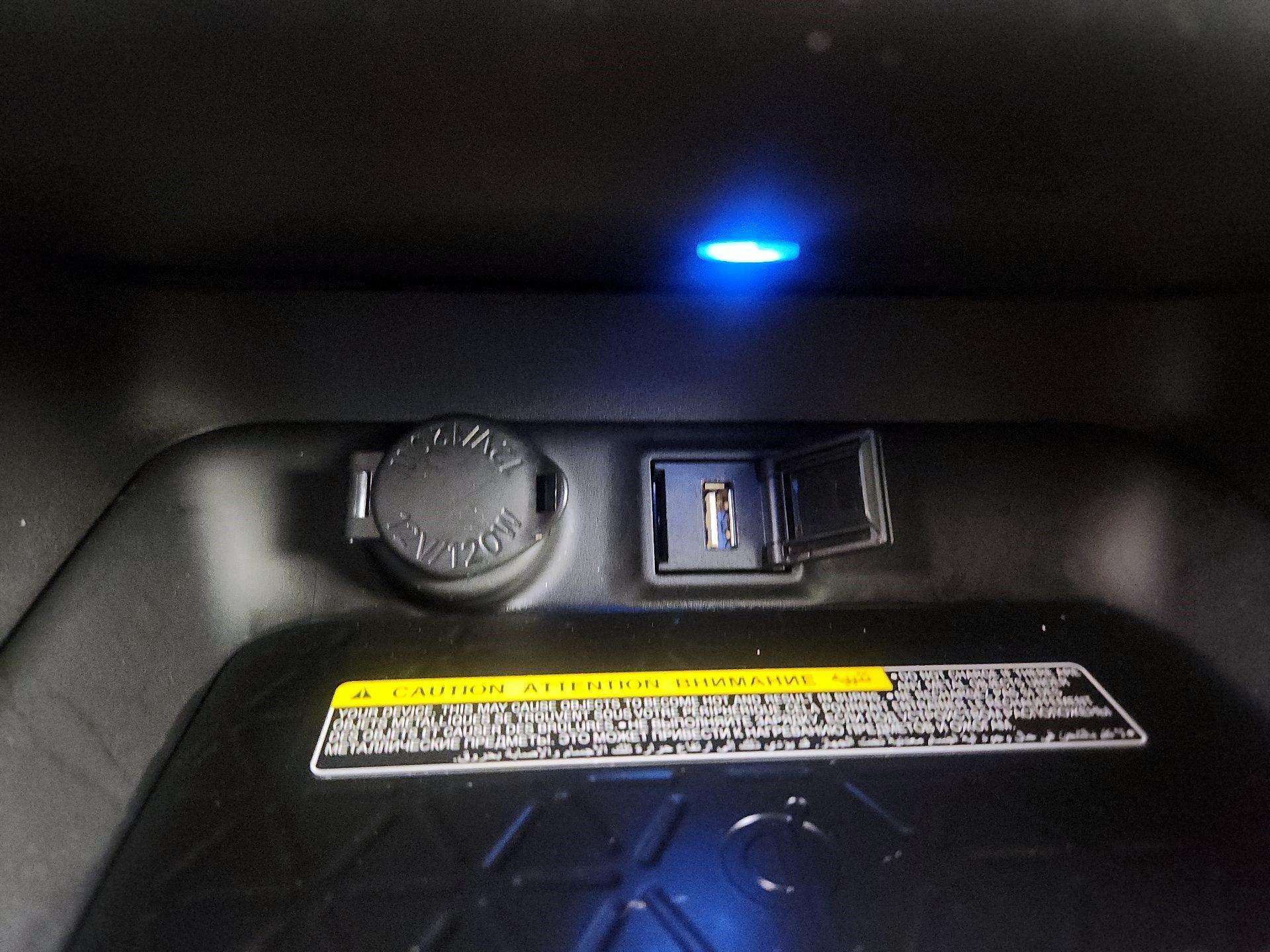Thumbnail: 2021 Toyota RAV4 - 18
