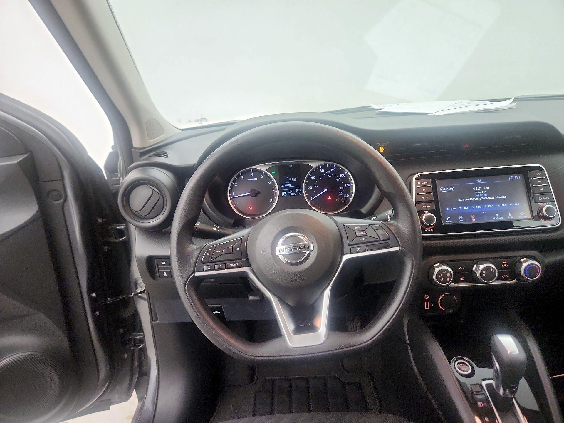Thumbnail: 2021 Nissan Kicks - 10