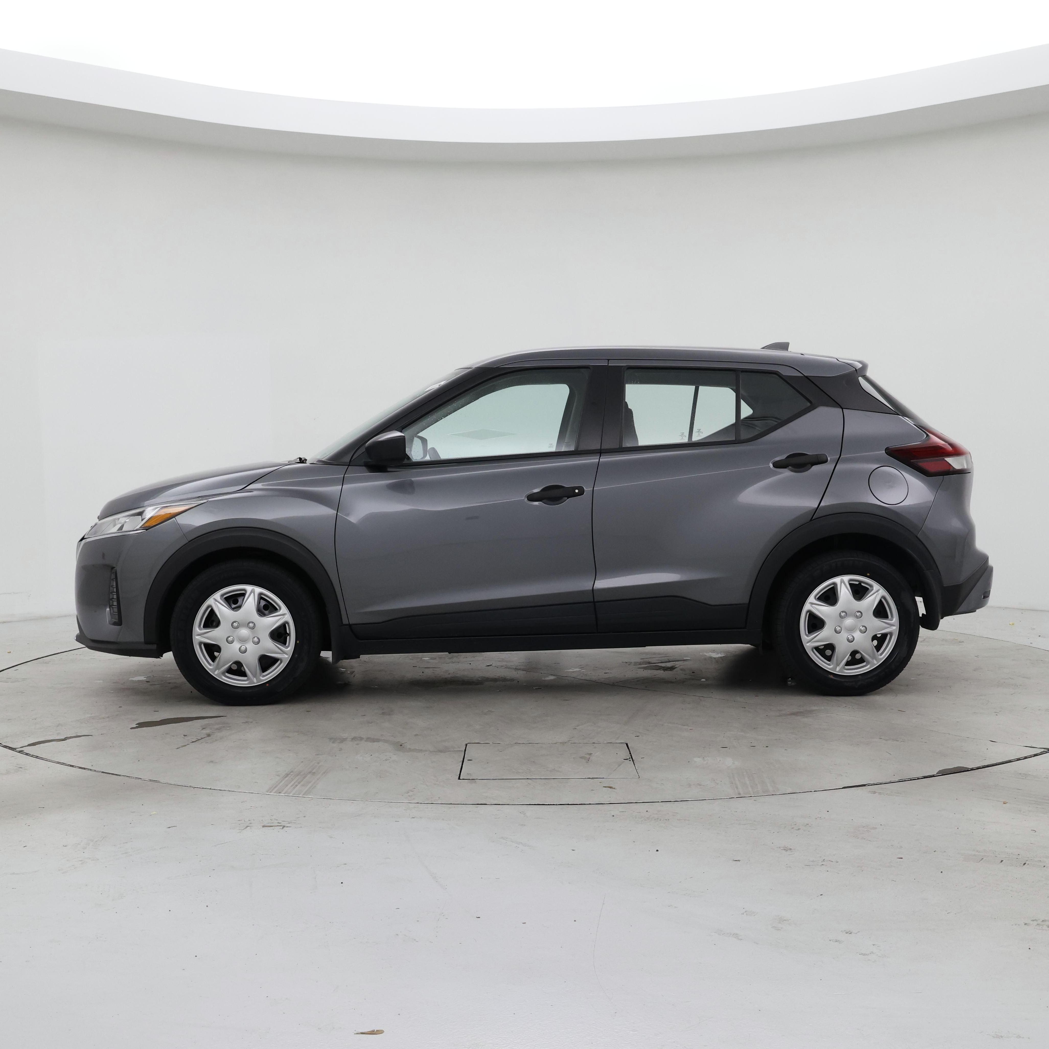 Thumbnail: 2021 Nissan Kicks - 3
