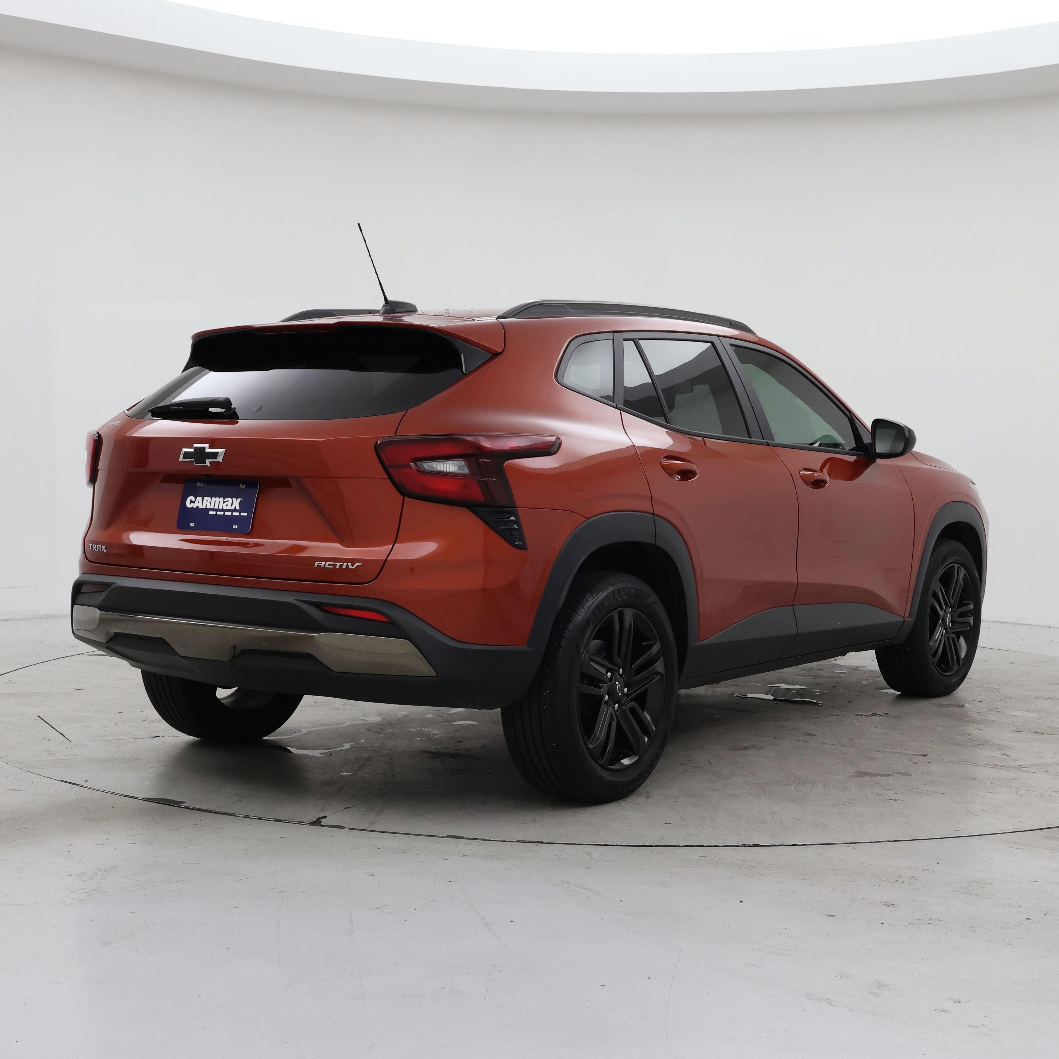 Thumbnail: 2024 Chevrolet Trax - 8
