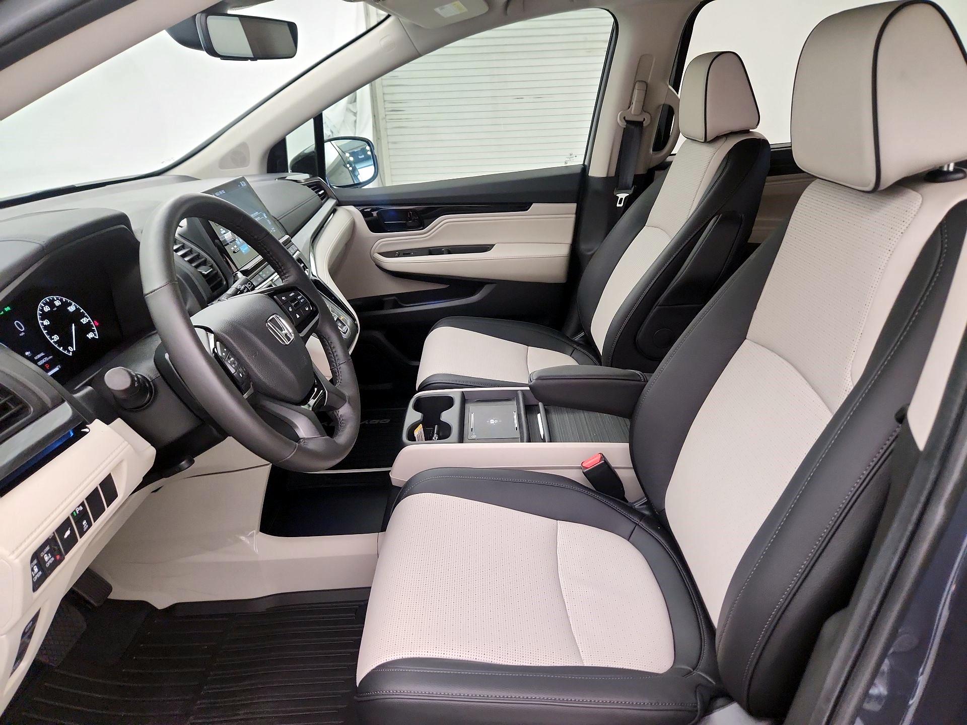 Thumbnail: 2025 Honda Odyssey - 11