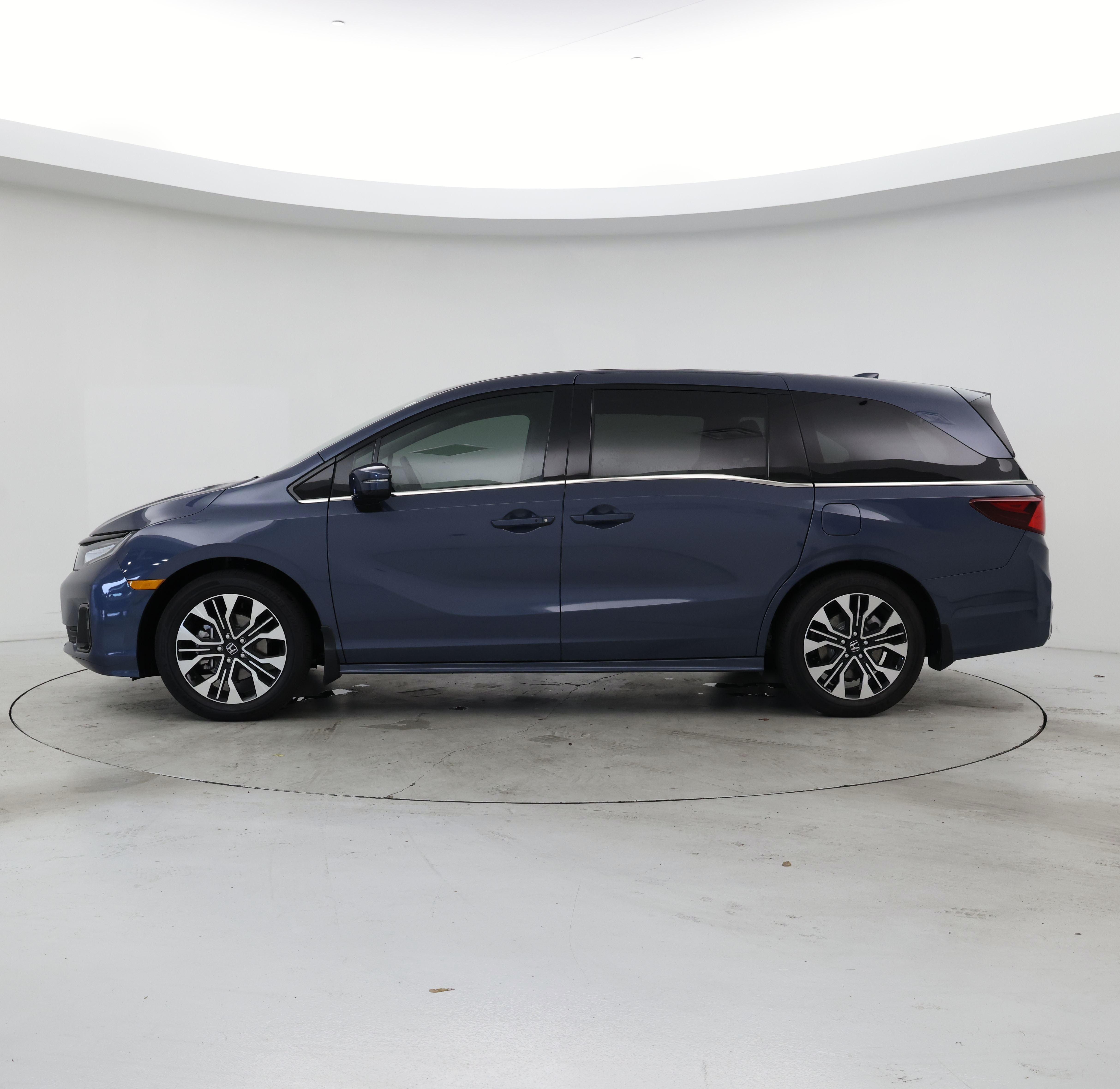 Thumbnail: 2025 Honda Odyssey - 3