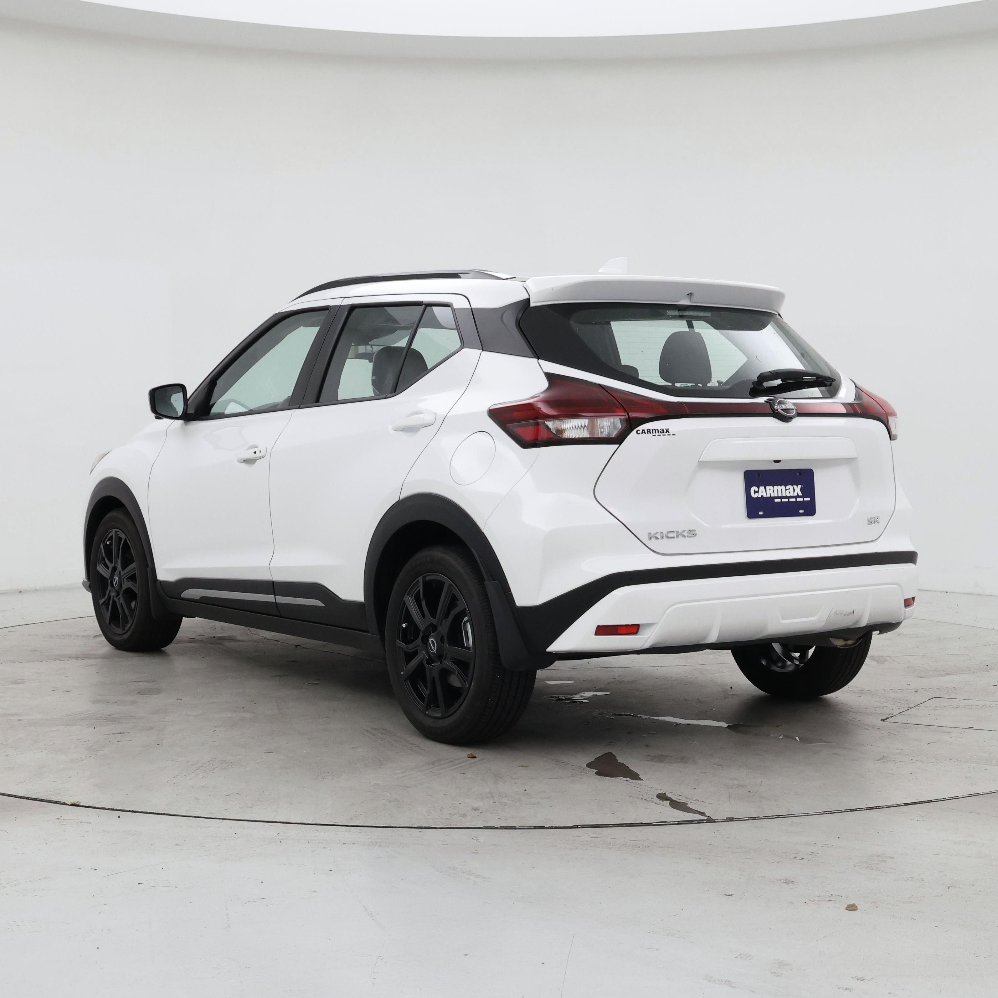 Thumbnail: 2024 Nissan Kicks - 2