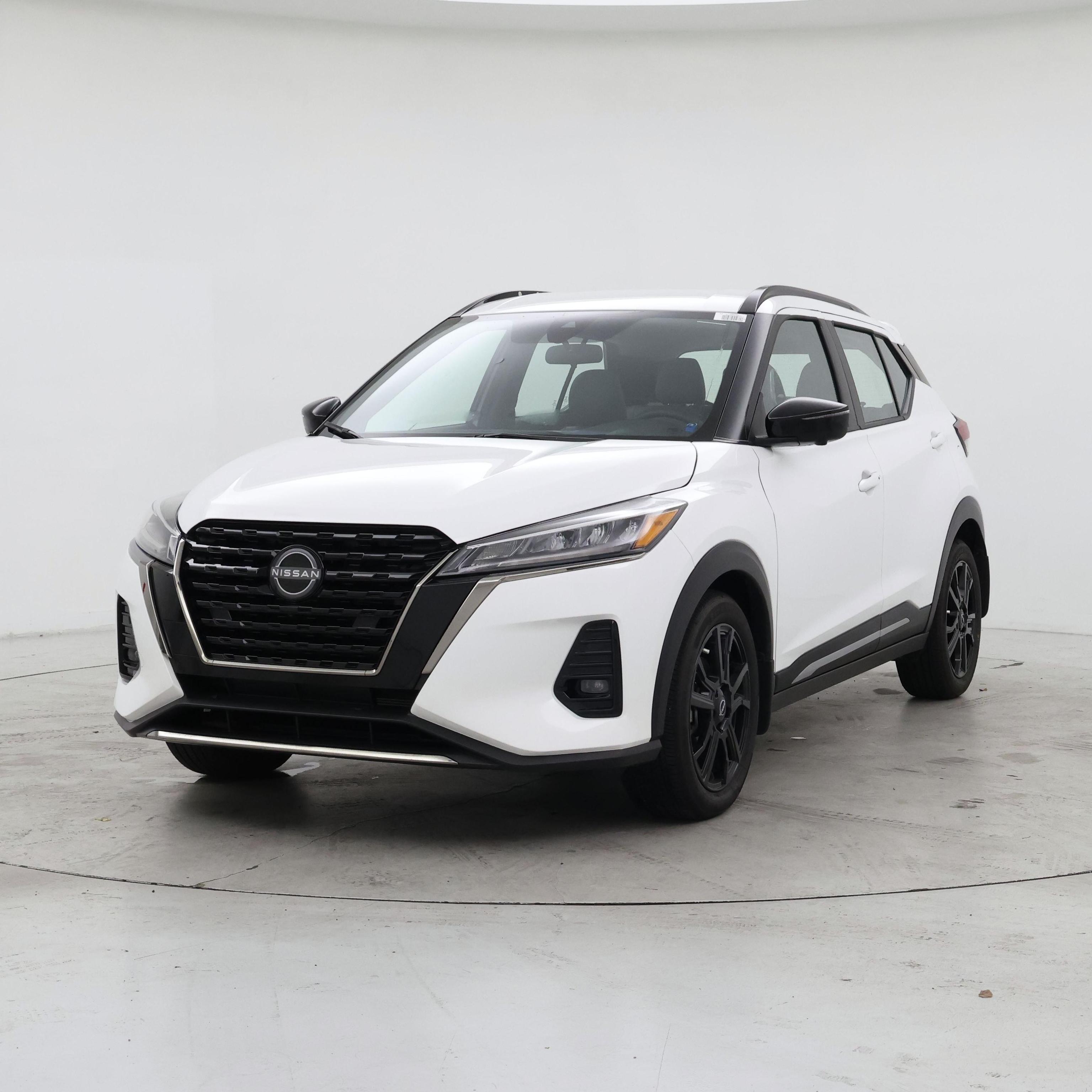 Thumbnail: 2024 Nissan Kicks - 4