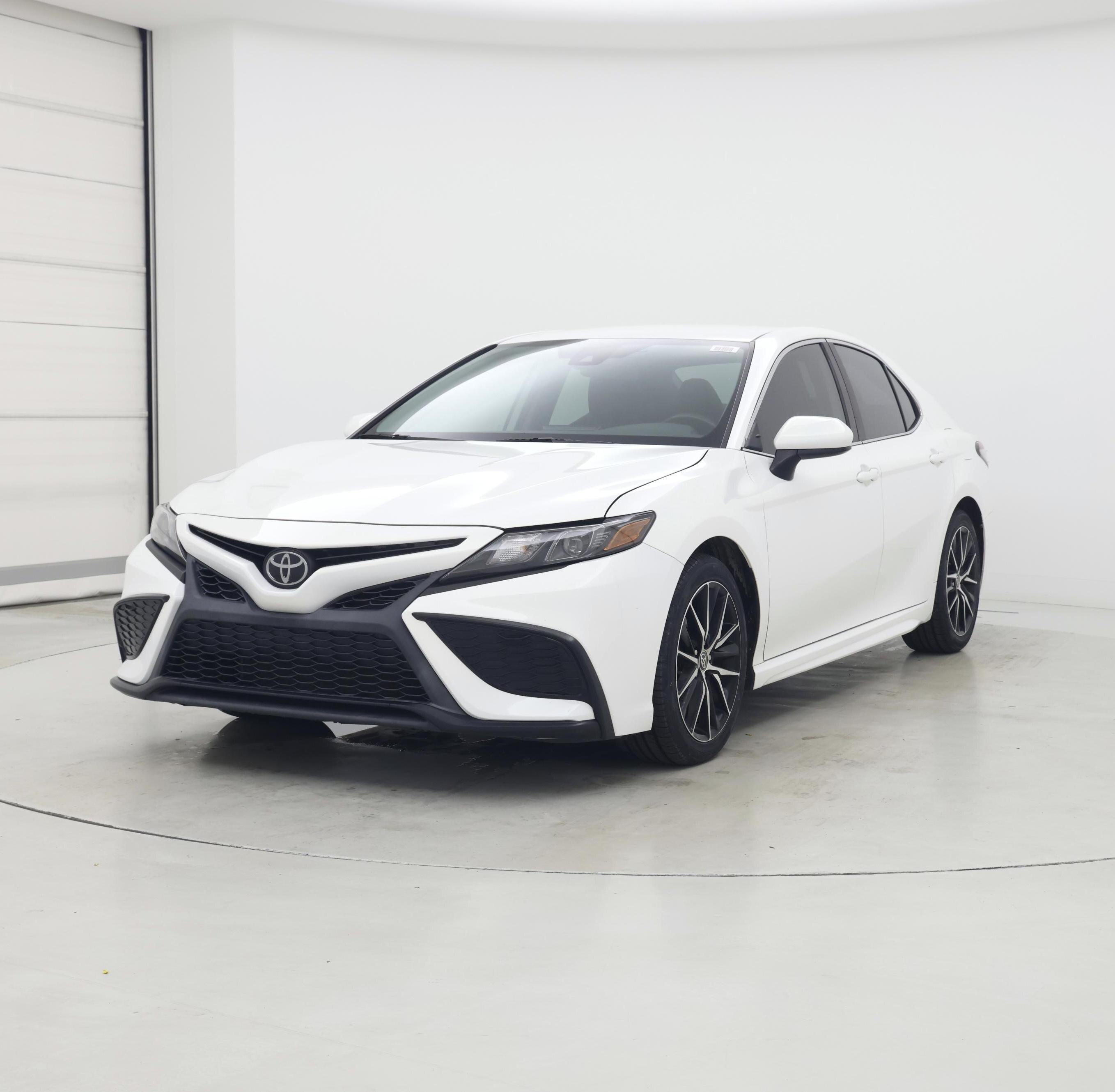 Thumbnail: 2021 Toyota Camry - 4