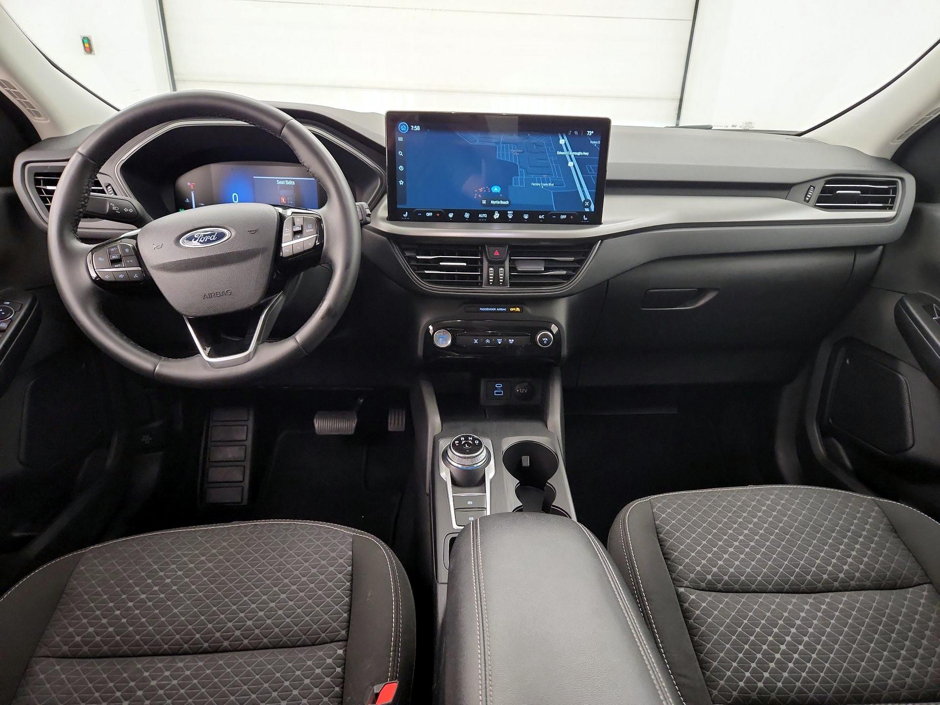 Thumbnail: 2023 Ford Escape - 9