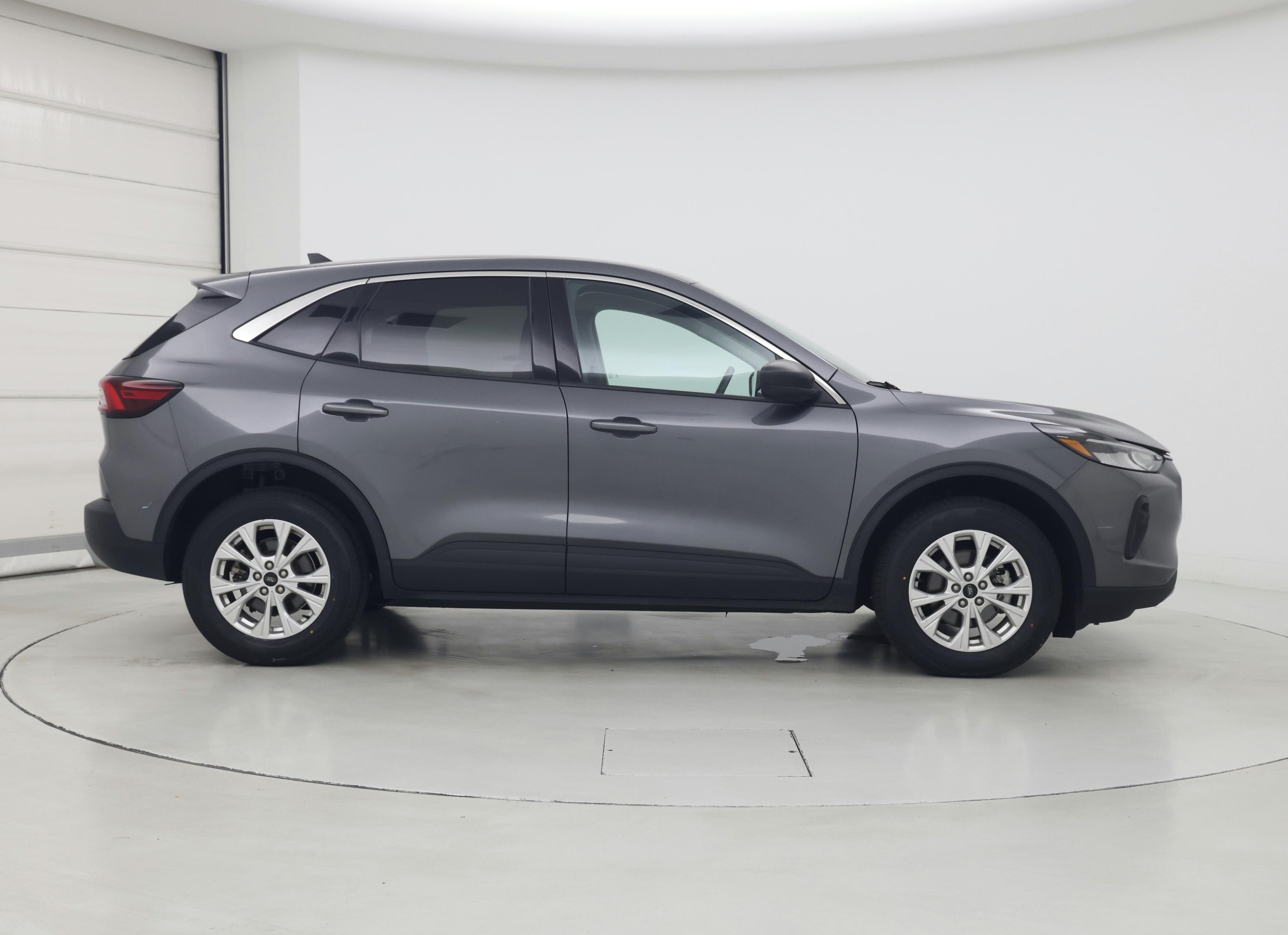 Thumbnail: 2023 Ford Escape - 7