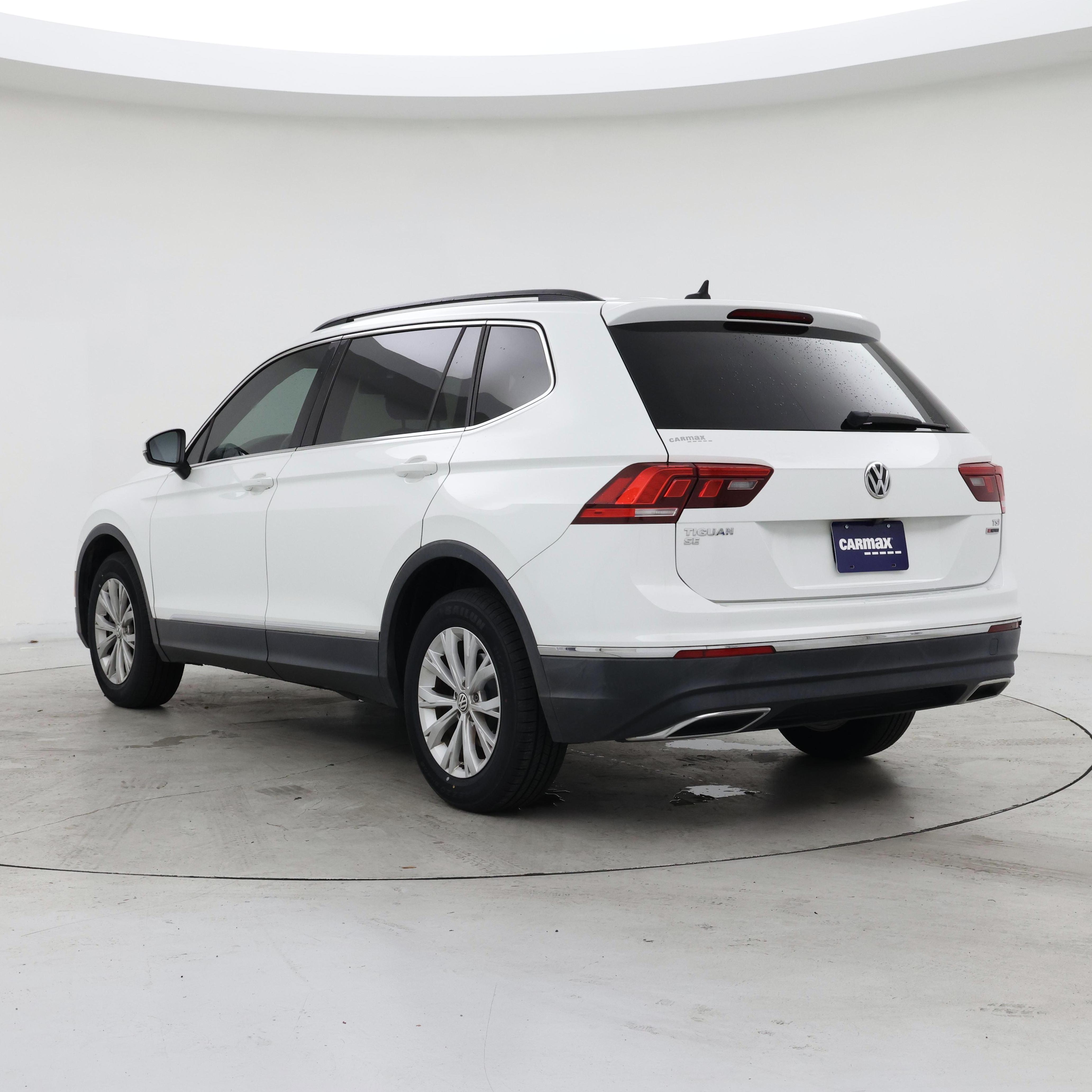 Thumbnail: 2018 Volkswagen Tiguan - 2