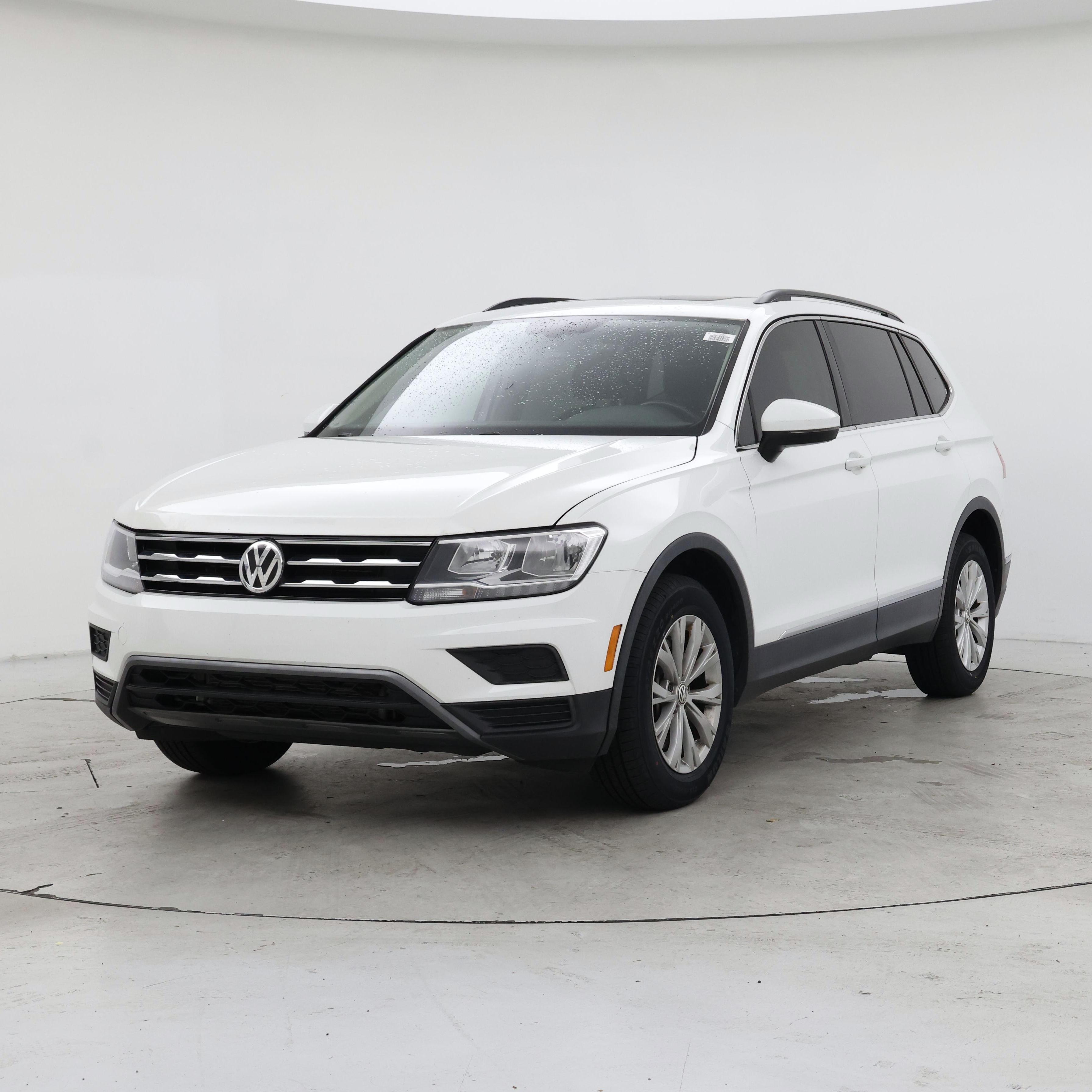 Thumbnail: 2018 Volkswagen Tiguan - 4