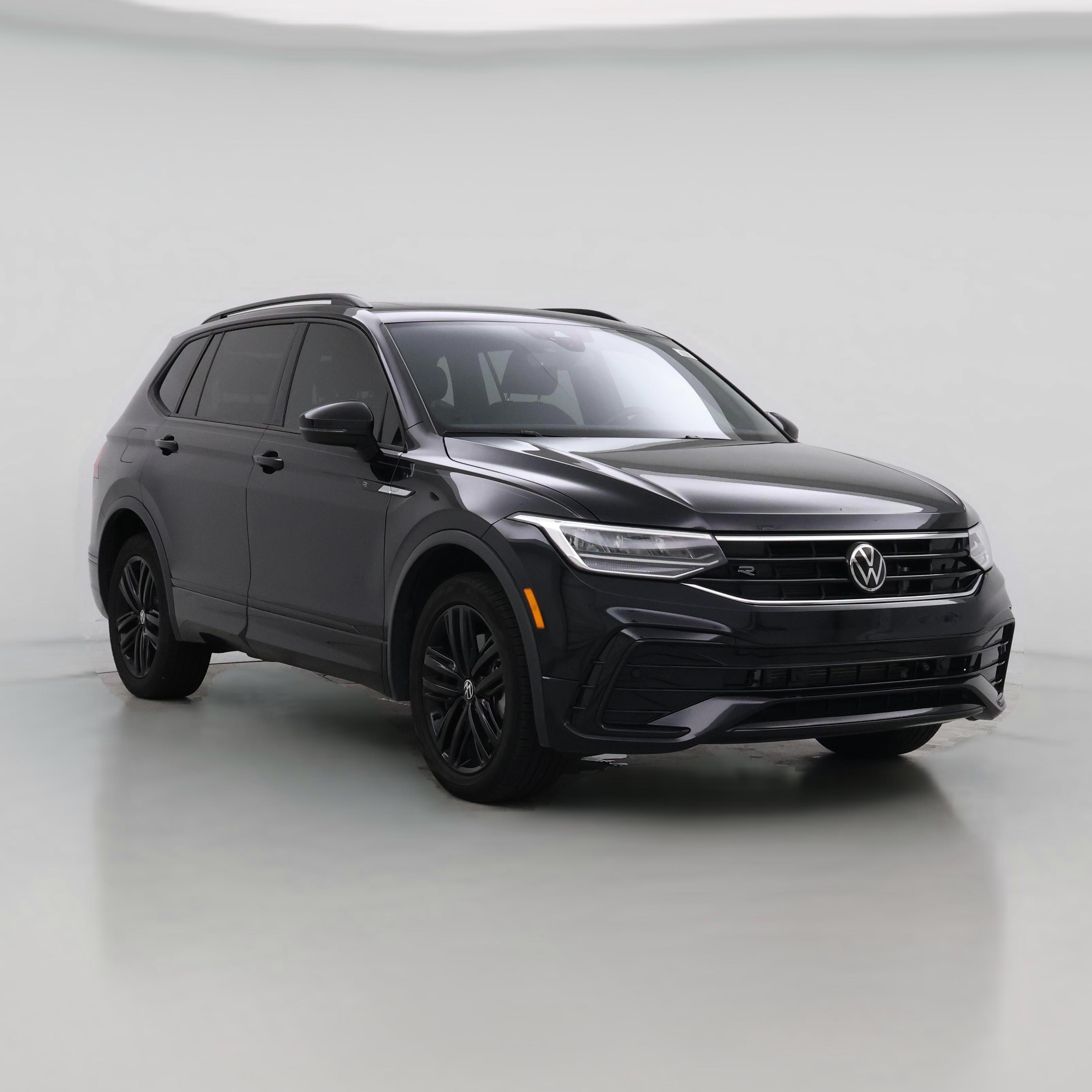 Thumbnail: 2022 Volkswagen Tiguan - 1