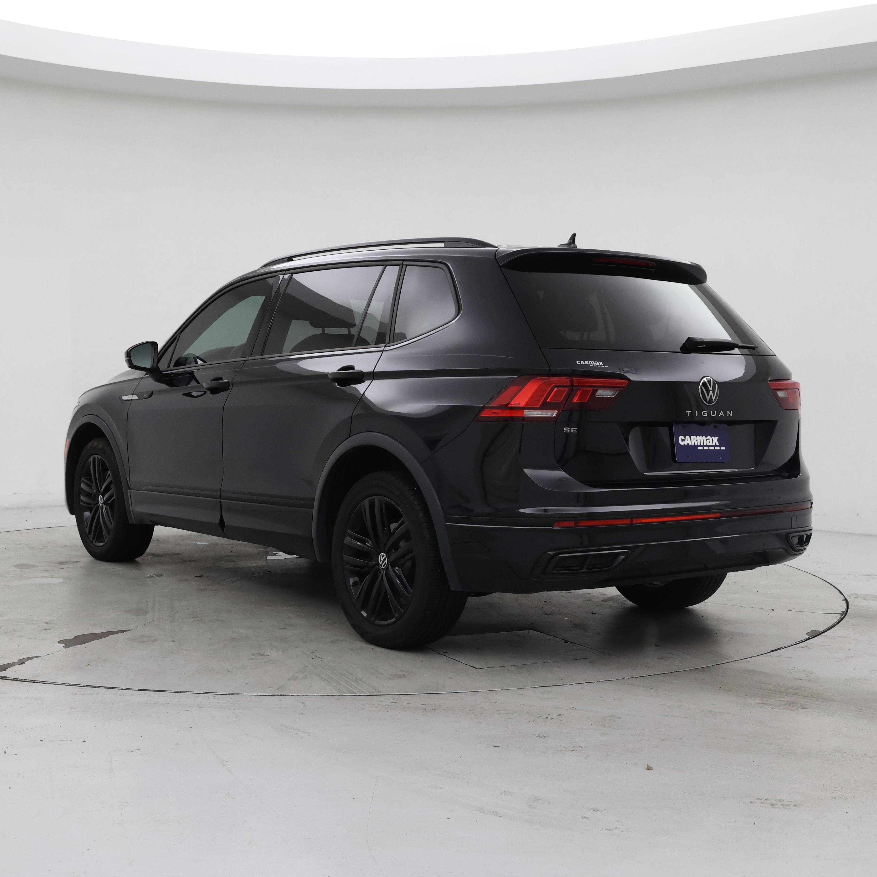 Thumbnail: 2022 Volkswagen Tiguan - 2
